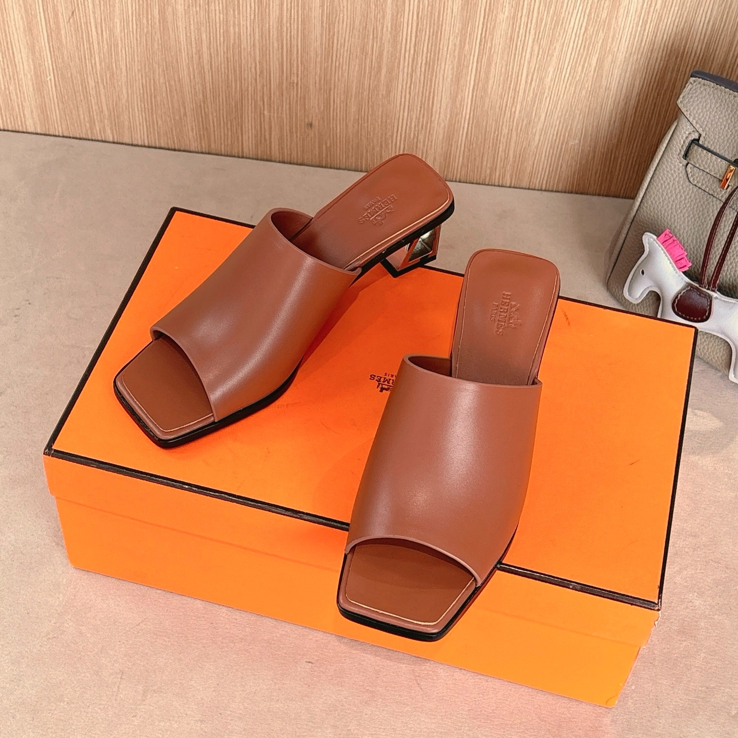 에*메스 Kylie 60 샌들 슬리퍼