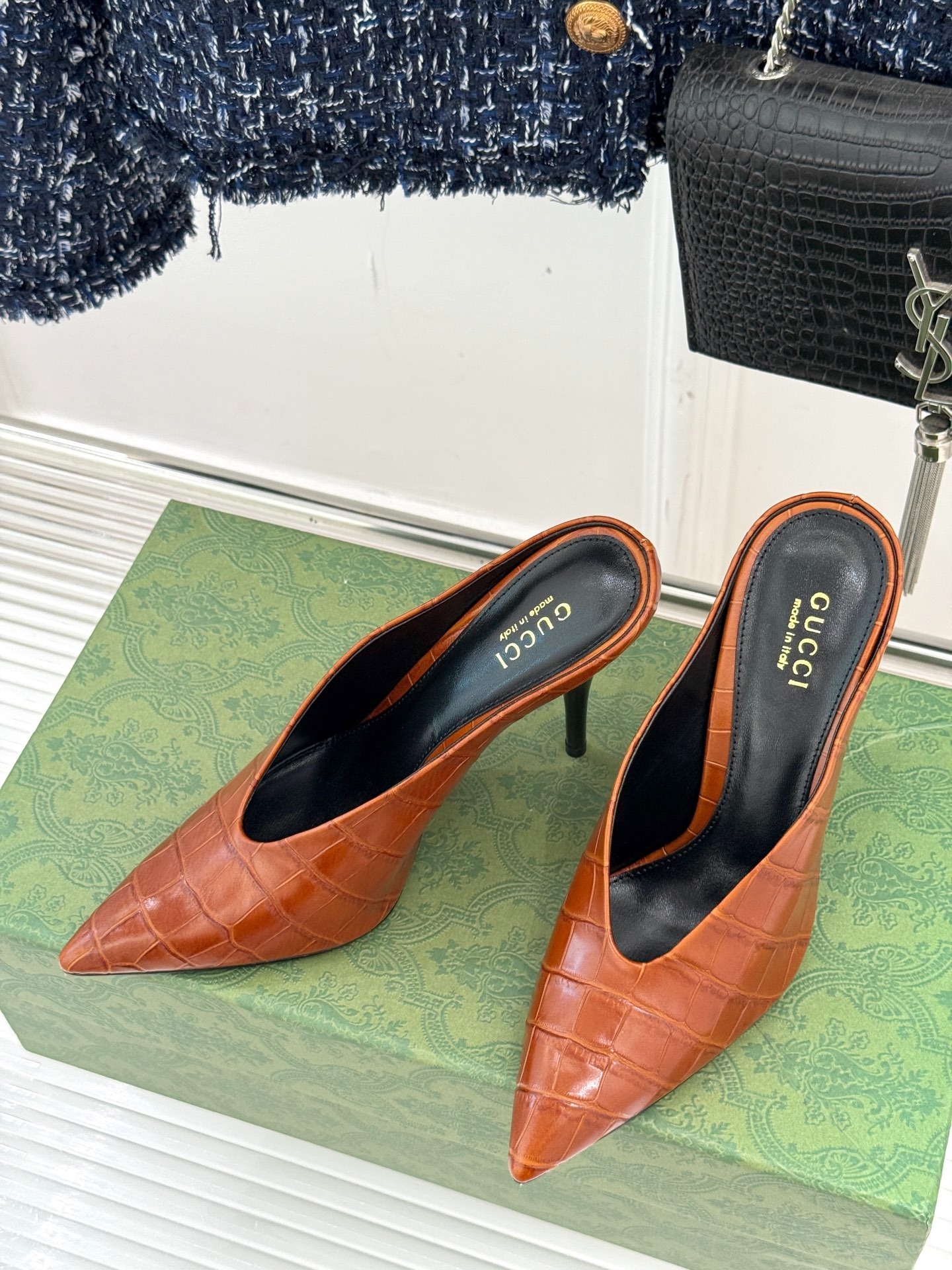 구* 25ss 봄여름 신상 스틸레토 힐 슬리퍼