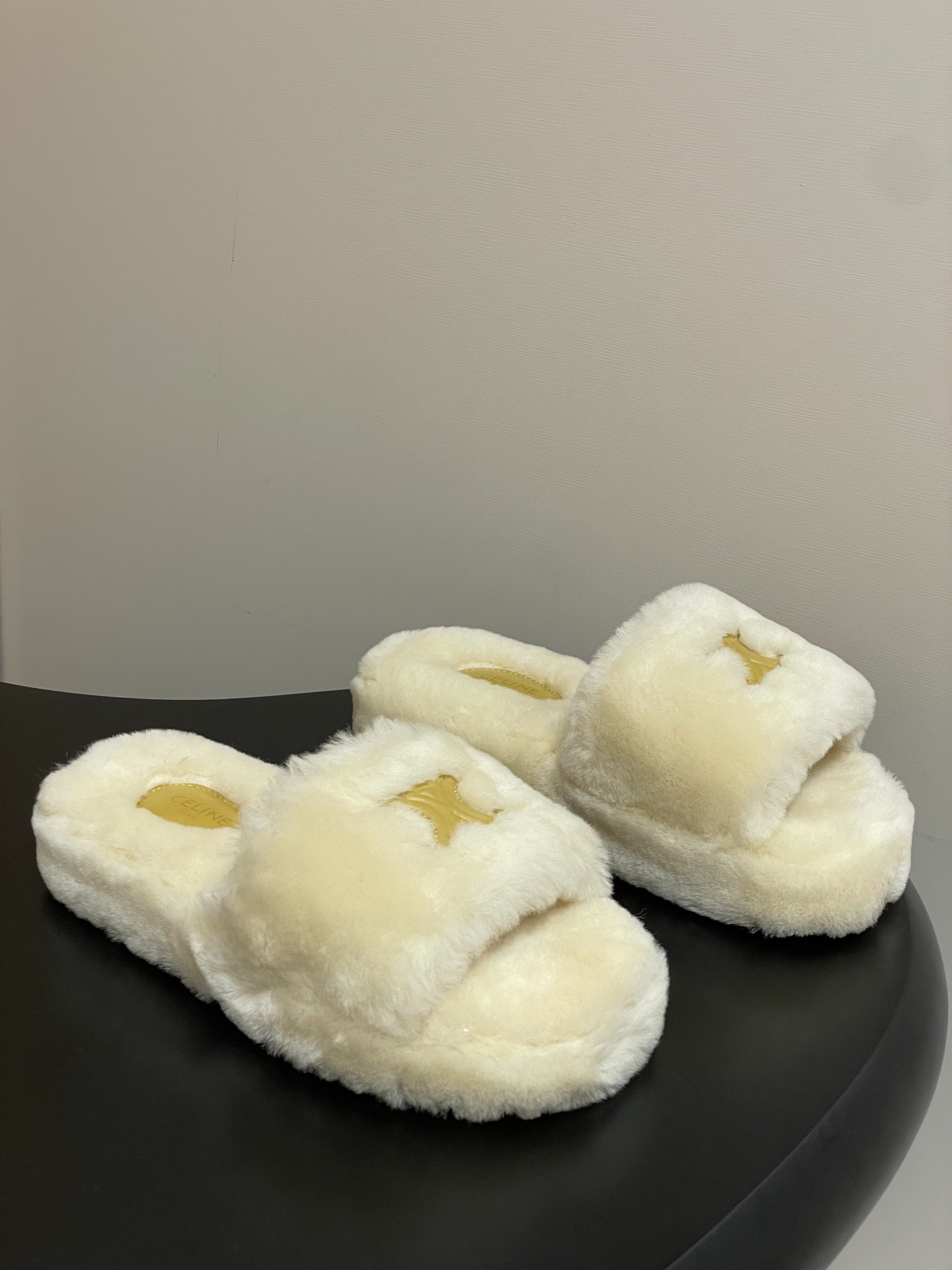 셀*느 25Fw 신상 울 반슬리퍼