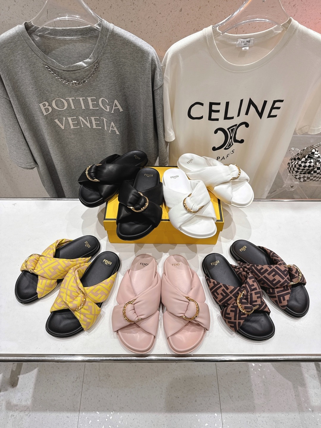 펜* 2025ss 여름 신상 슬리퍼