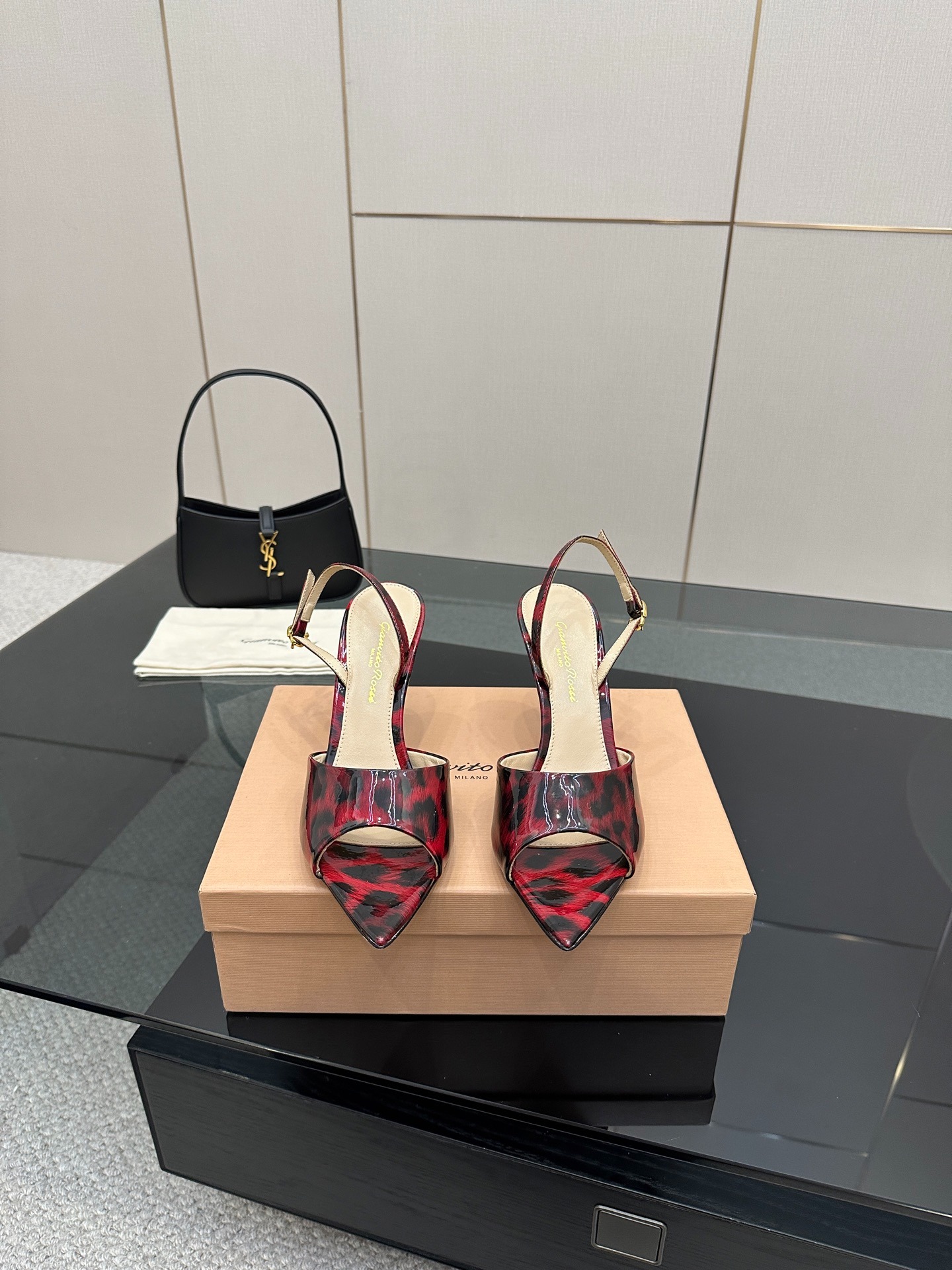 지*비토 로씨 25 신상 슬리퍼