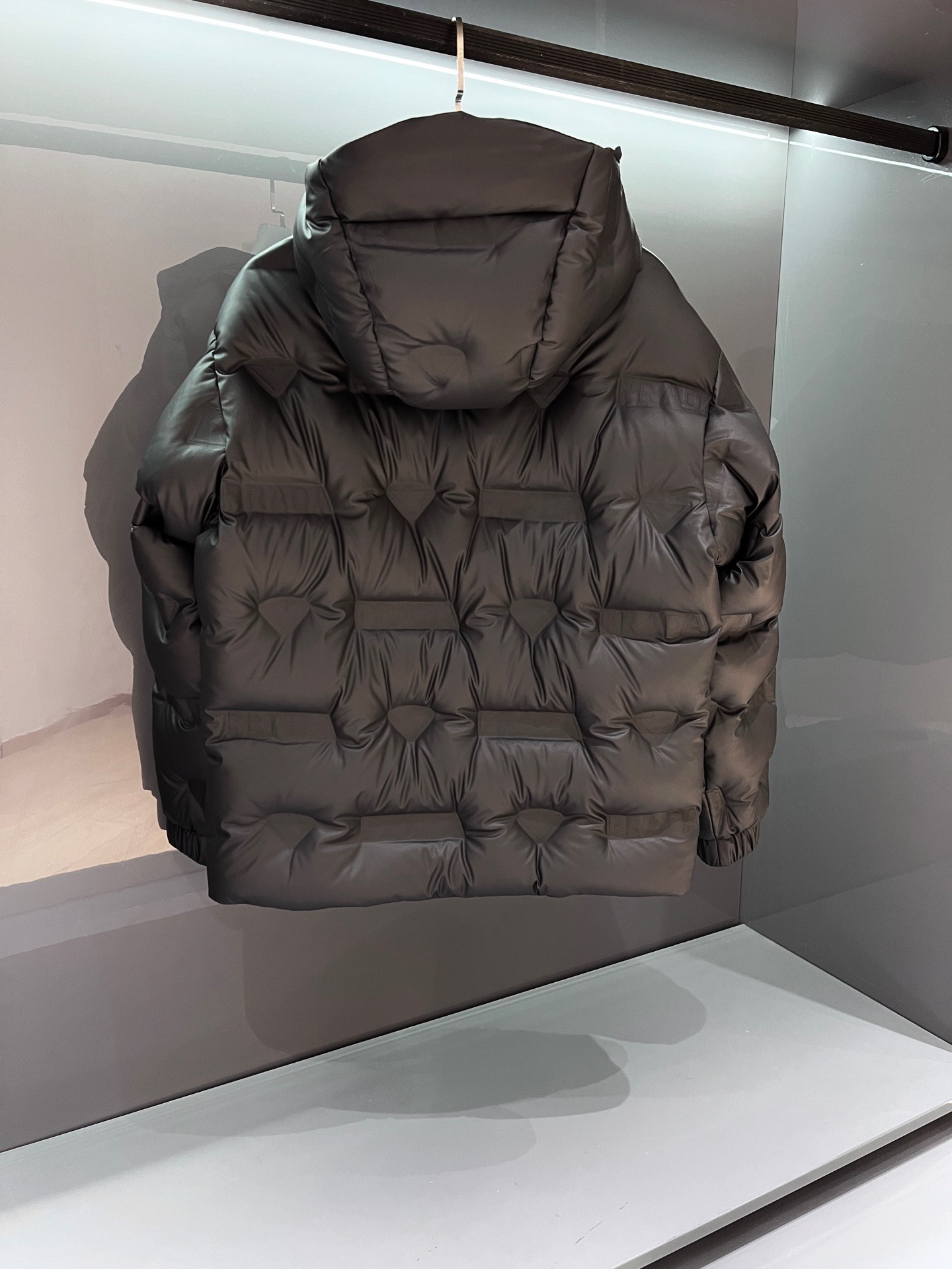 프*다 남성 패션 고무 후드 패딩 점퍼