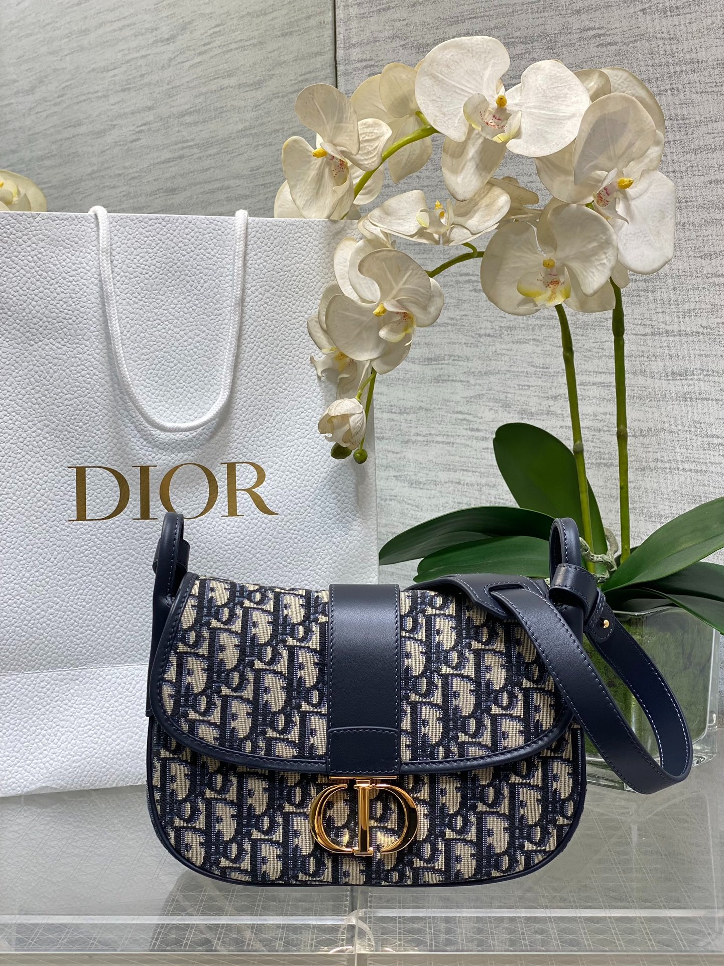 디올 30 몽테인 미디엄 메신저 백