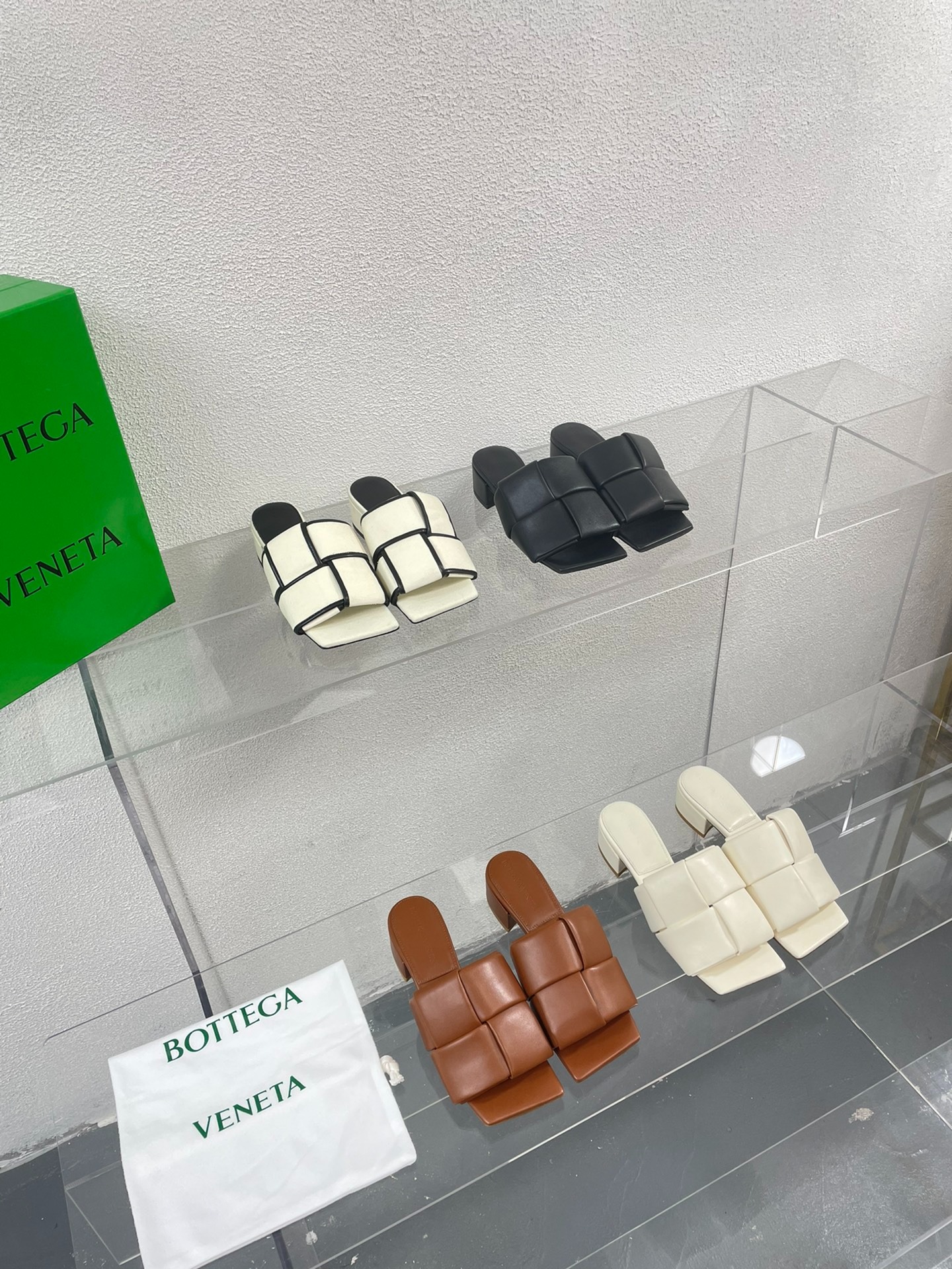 보*가베네타 PATCH 미들 슬리퍼