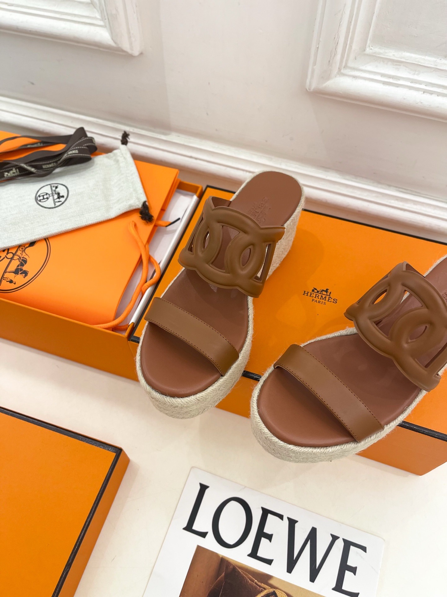 에*메스 25  추동 신상 통굽 웨지 슬리퍼