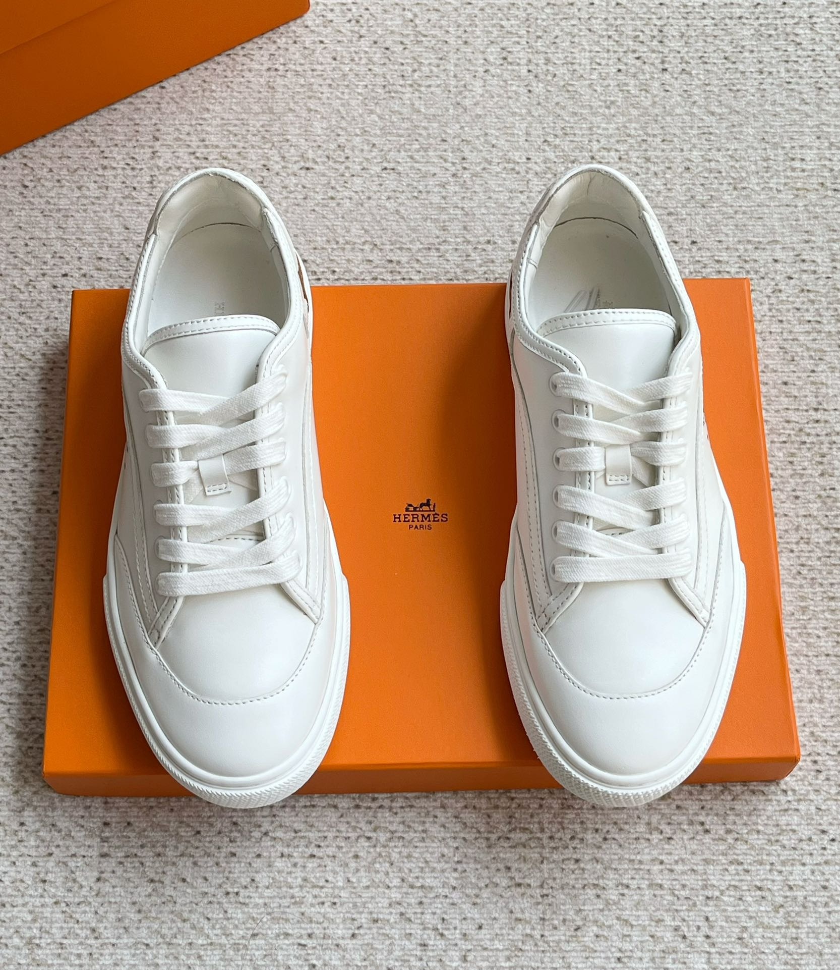 에*메스 24SS Get 남성 스니커즈