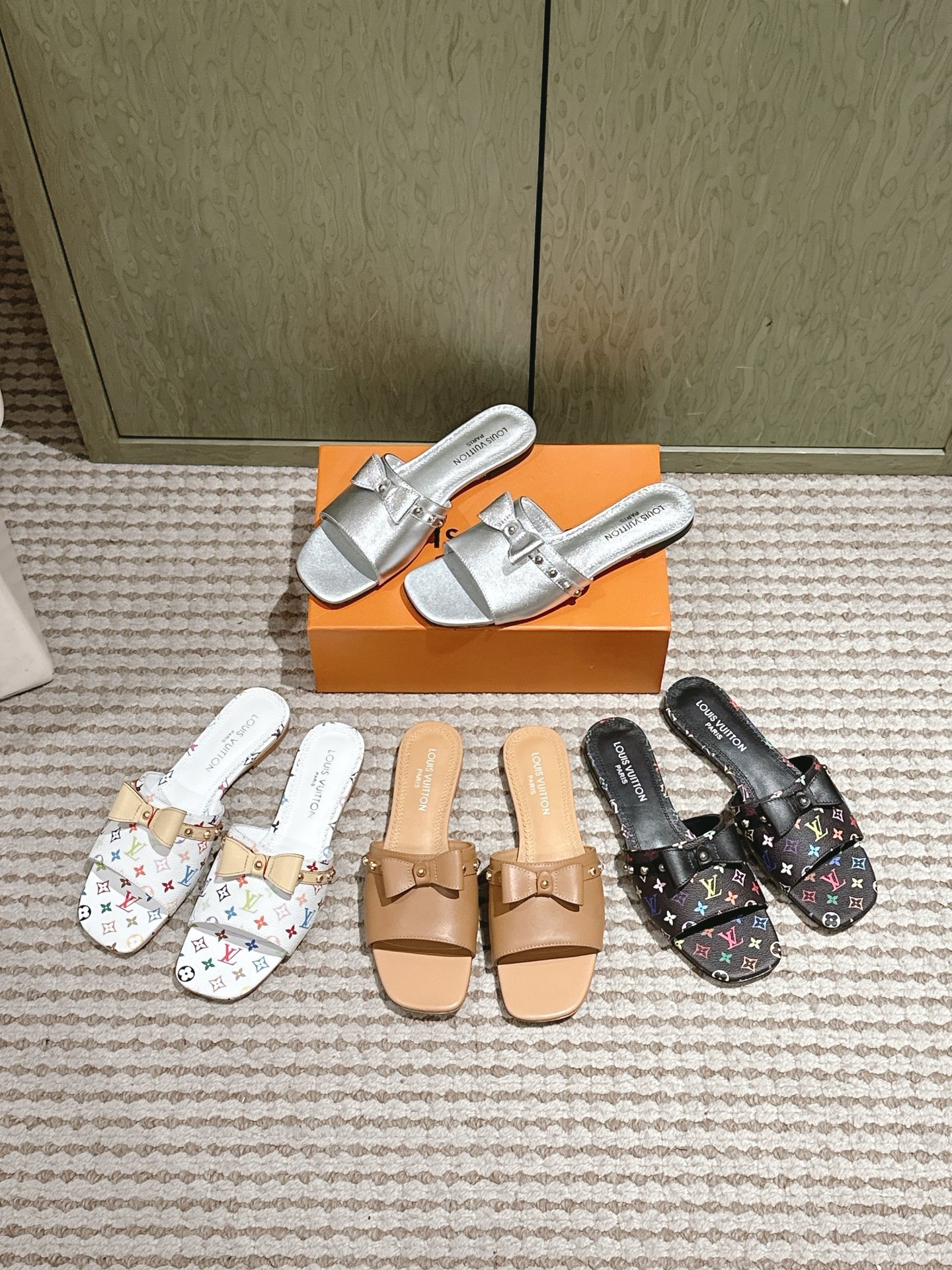 루*비통 신상 new arrival 슬리퍼