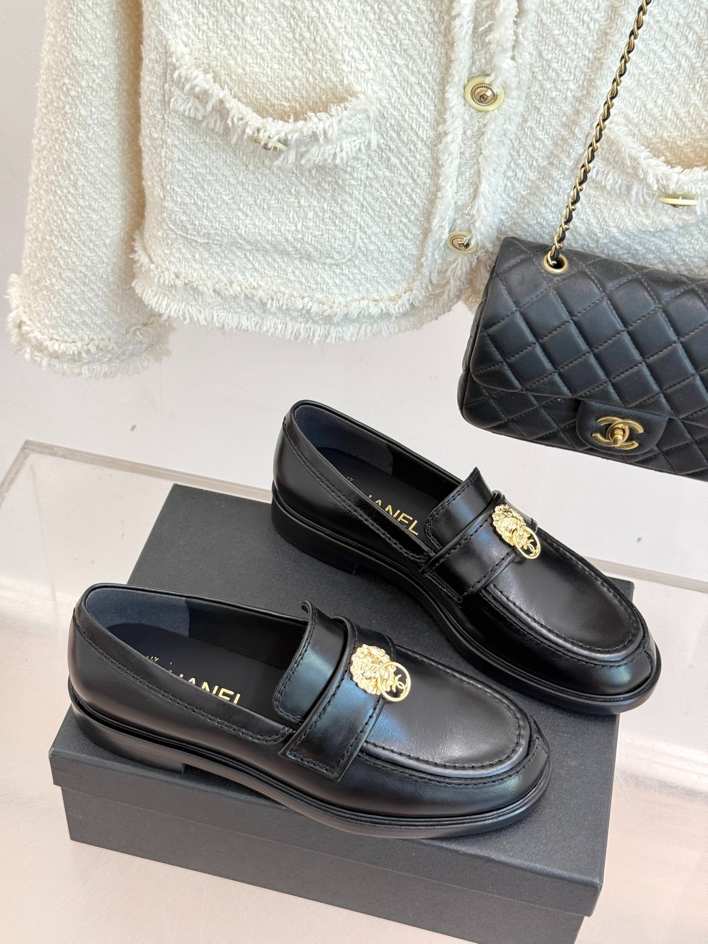 샤* 25A 신상 더블C 빈티지 로퍼