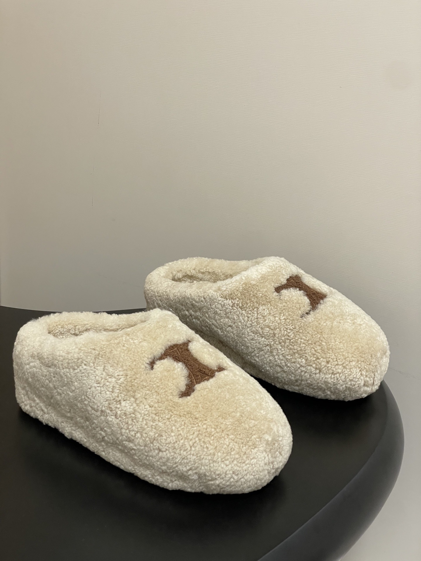 셀*느 25Fw 신상 울반 슬리퍼