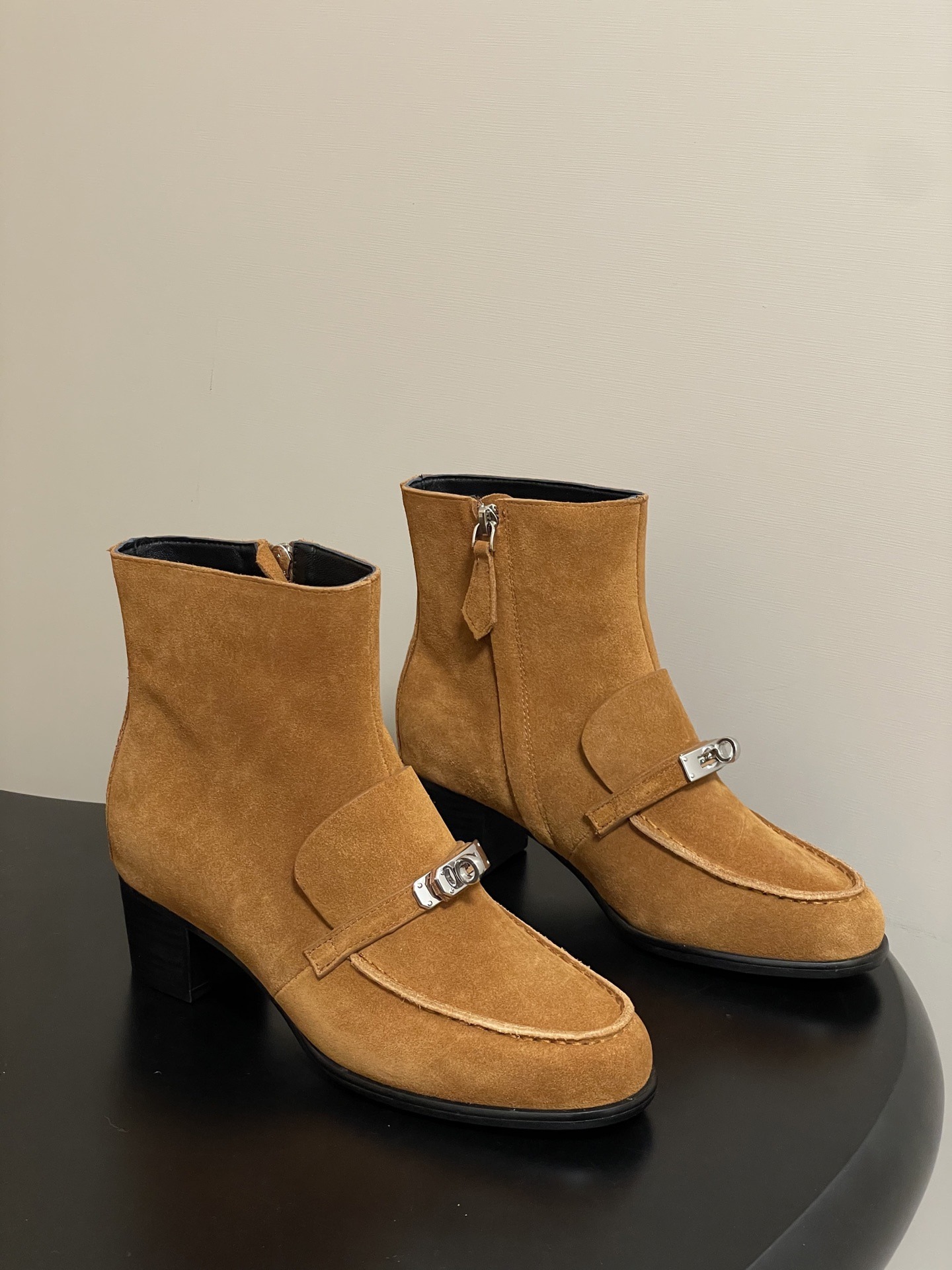 에*메스 25Fw 신상 켈시 앵클부츠