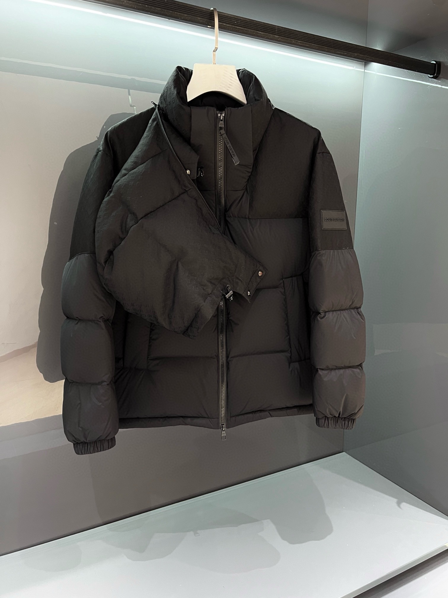 루*비통 다운 블루종 신상 패딩