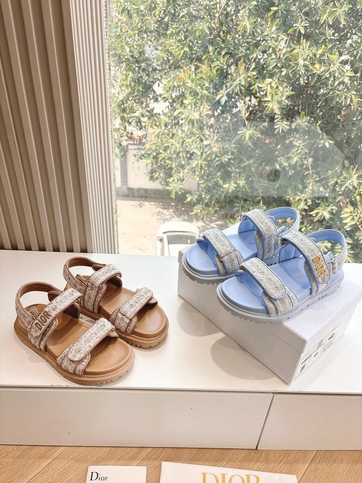 디*25 이른 봄 신상 뮬 샌들