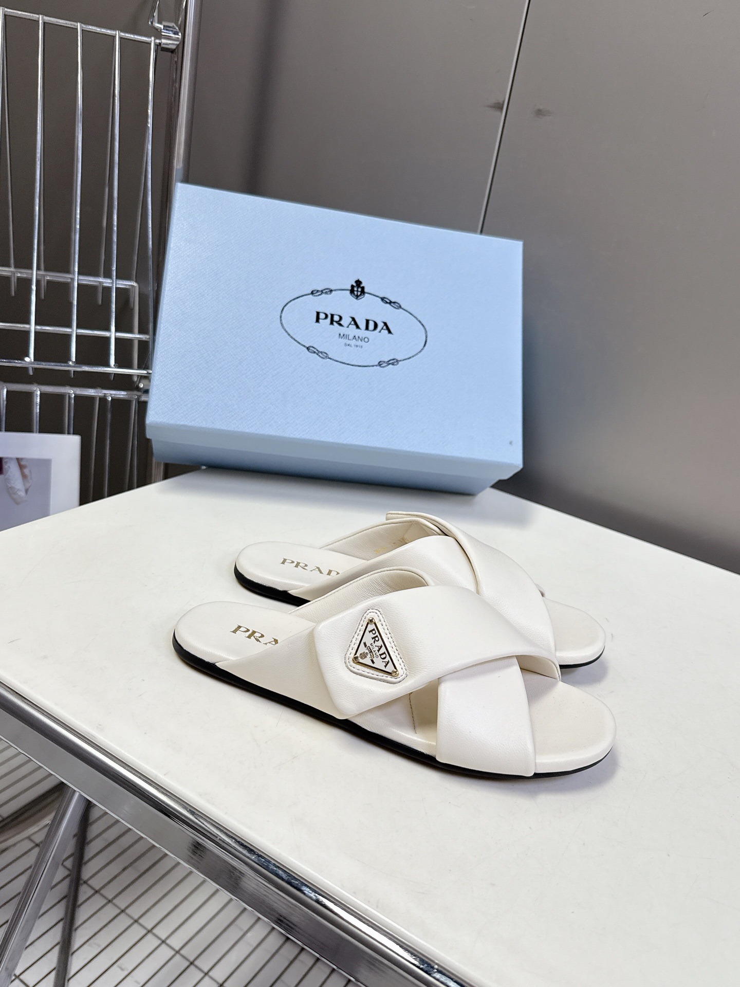 프*다 25 봄여름 신상 슬리퍼