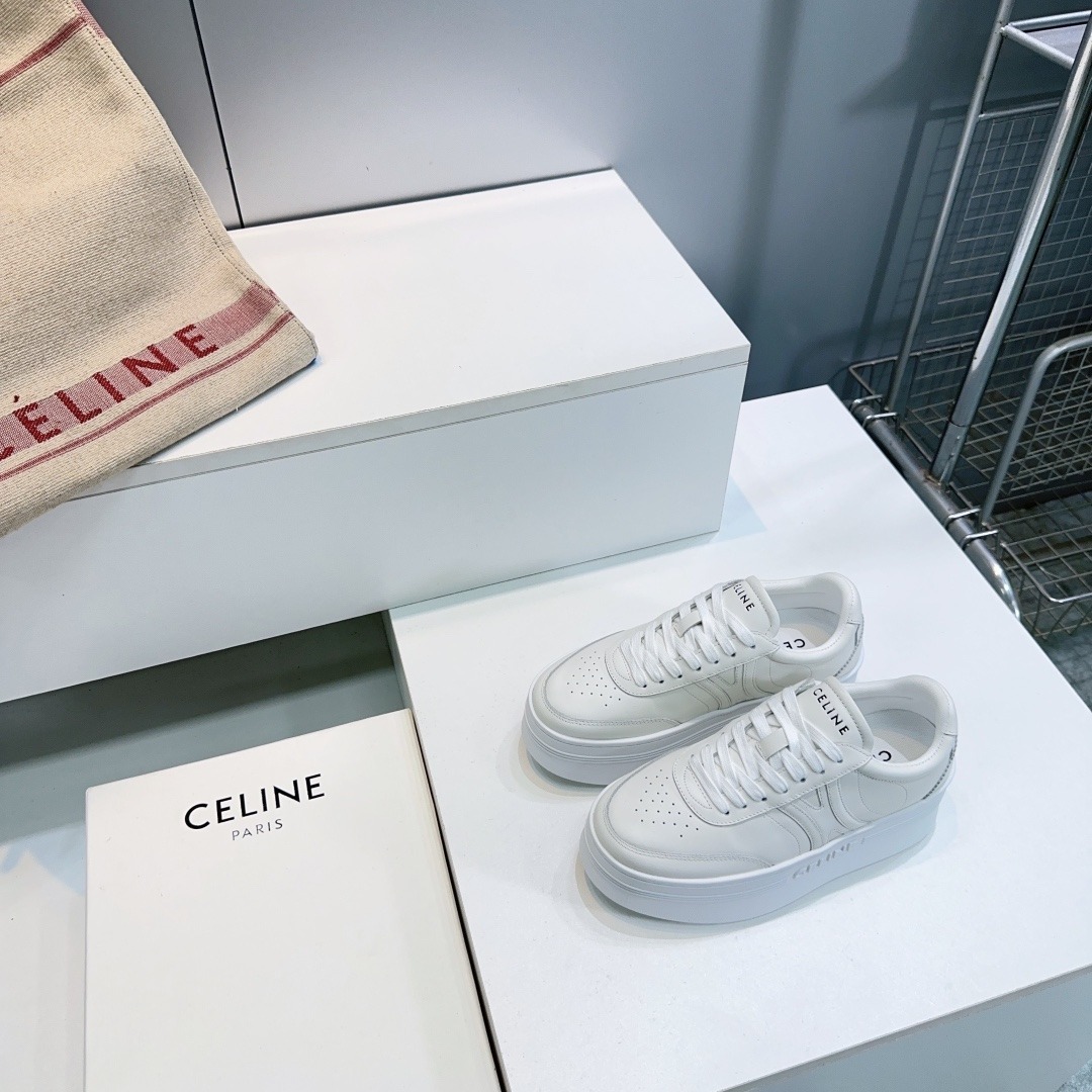 셀*느25 가을/겨울 신상 클래식 통굽 스니커즈