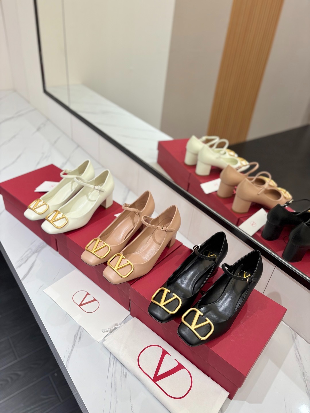 발*티노 2025ss 신상품 메리제인 단화