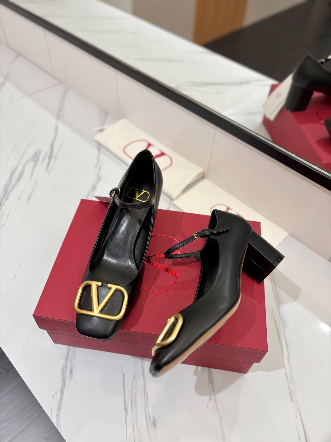 발*티노 2025ss 신상품 메리제인 단화