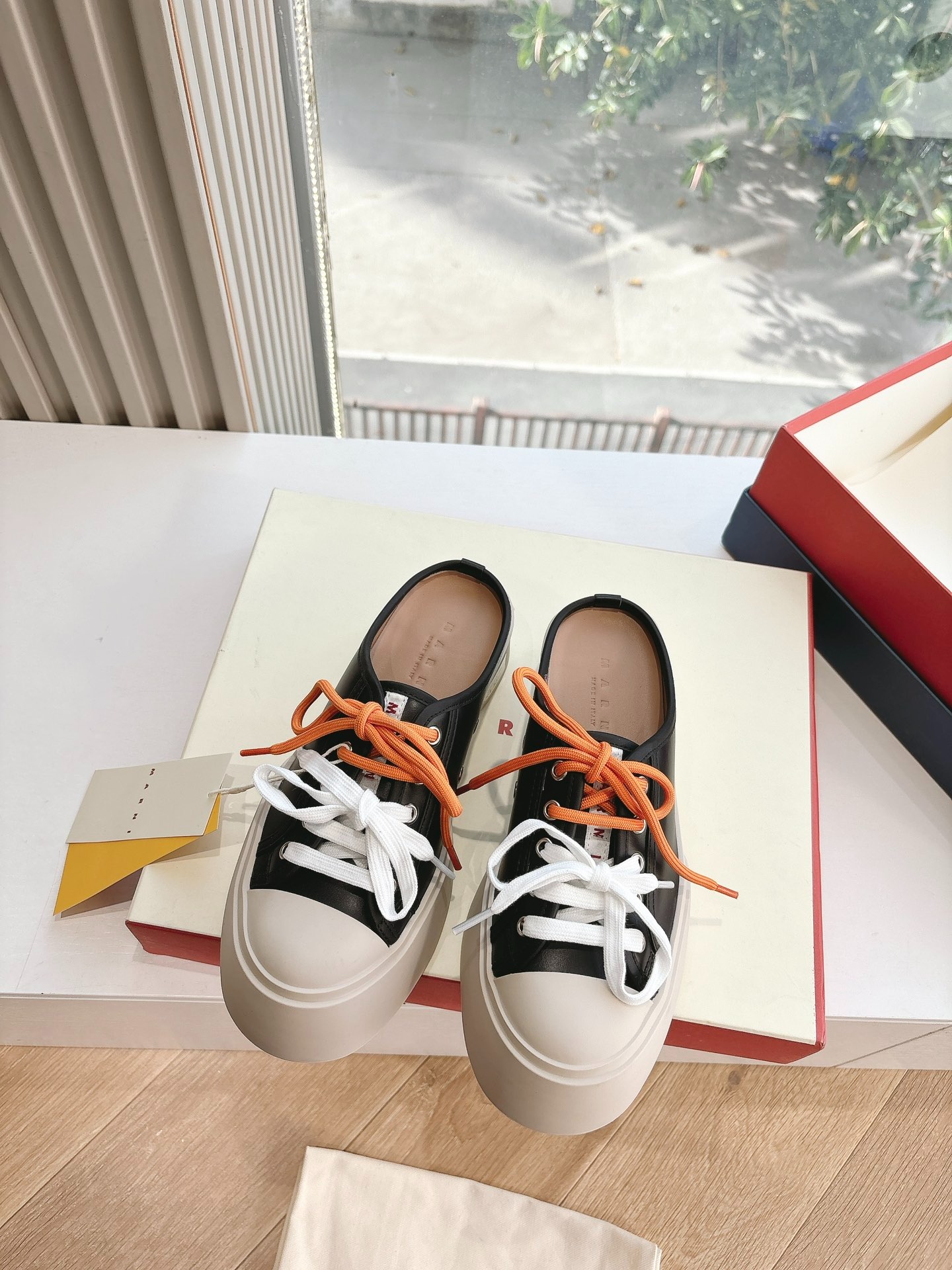 마*니 25s 봄여름 신상 스니커즈