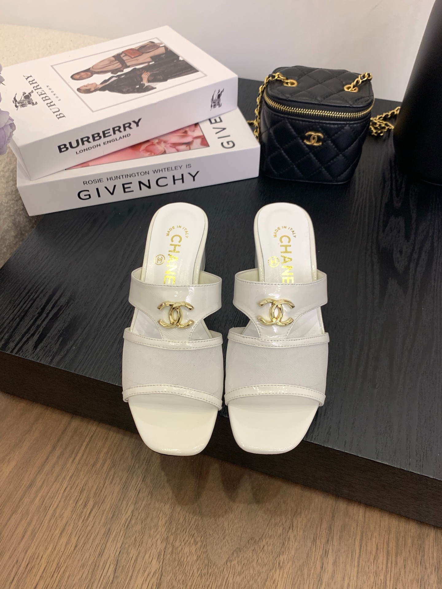 샤* 25 신상 스퀘어 메쉬 통굽 슬리퍼