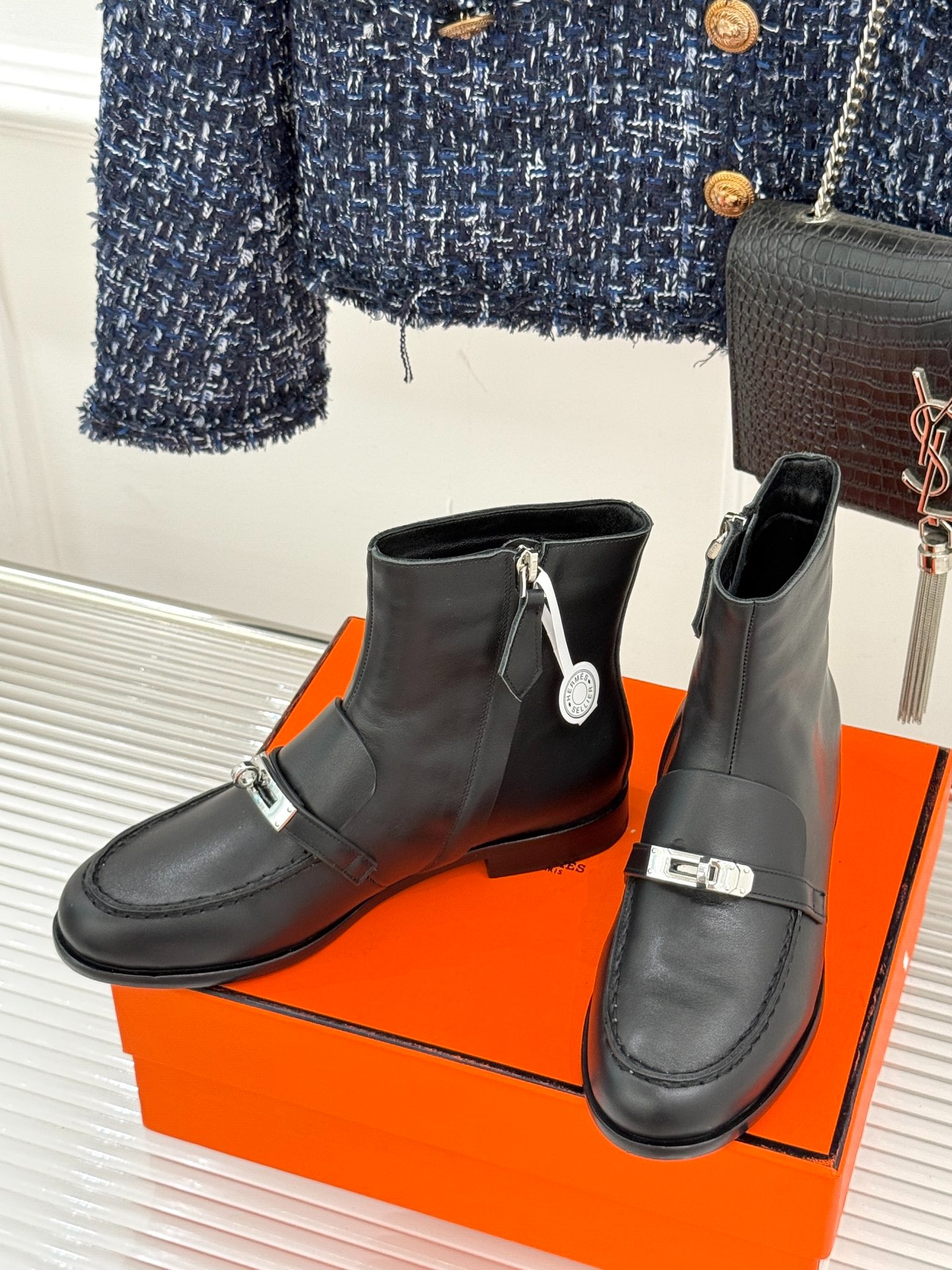 에*메스 25WF 신상 켈리 버클 플랫