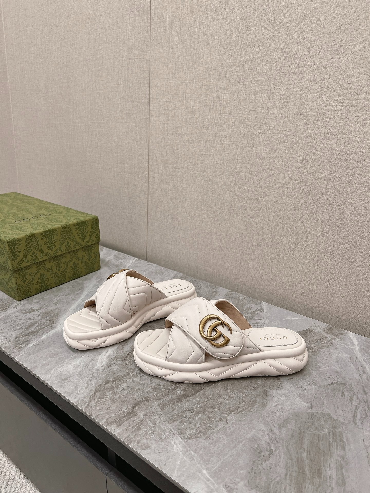 구* 봄여름 최신 여성 슬리퍼