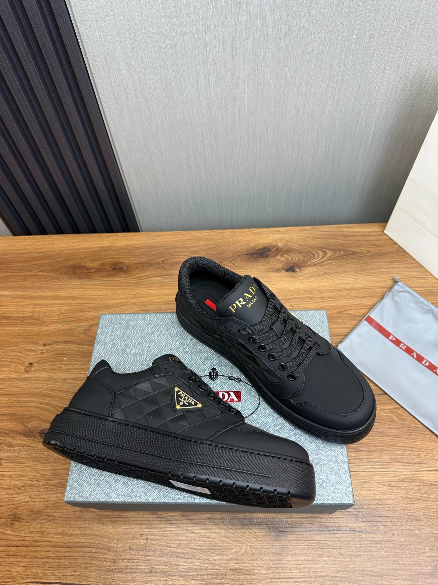 프*다 스니커즈