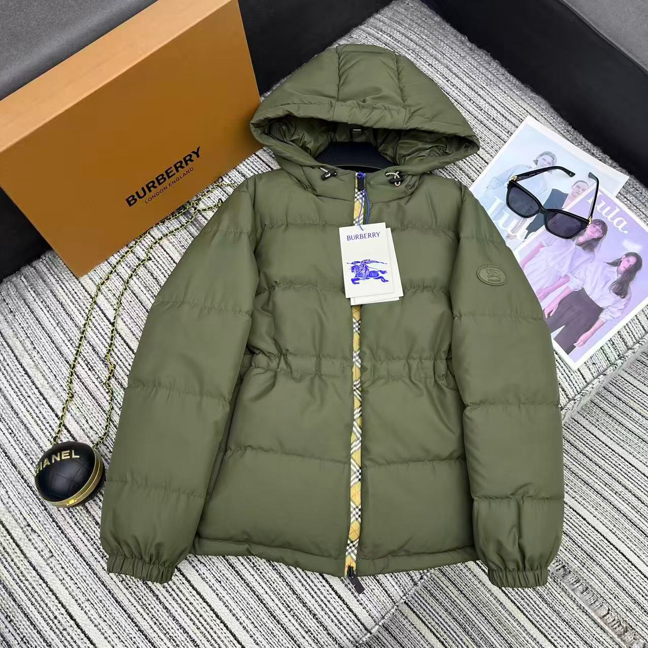 버*리 25 신상 후드 패딩