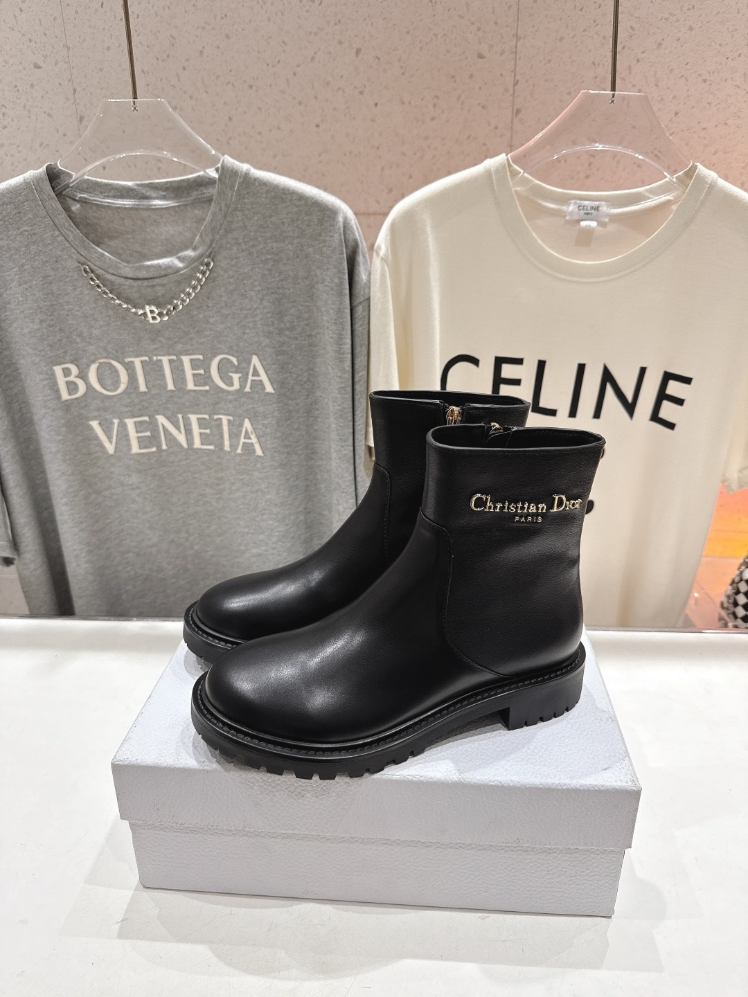 디* 25ss 신상 옆지퍼 플랫 부츠