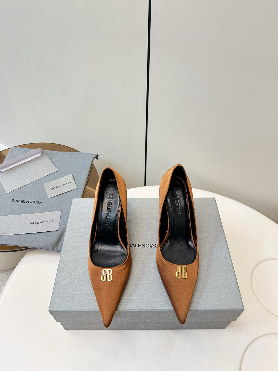 발*시아가 시그니처 버클 힐