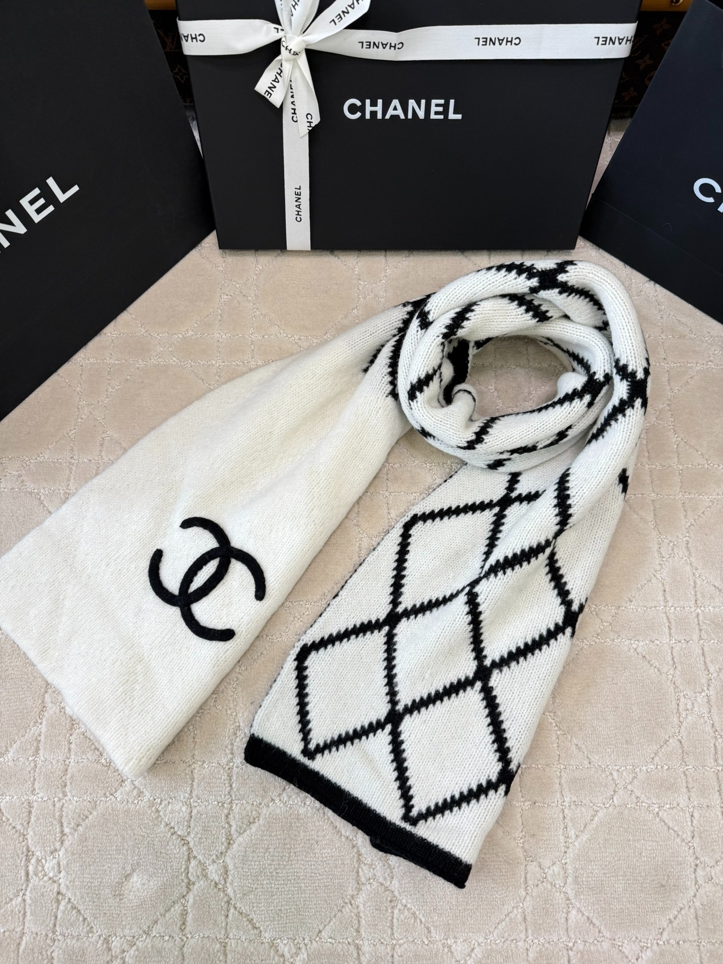 샤* 24B 코튼 울 100% 더블 C 머플러