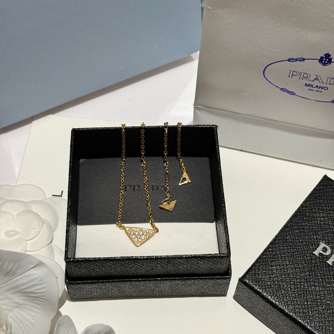 프*다 신상 올 큐빅 목걸이