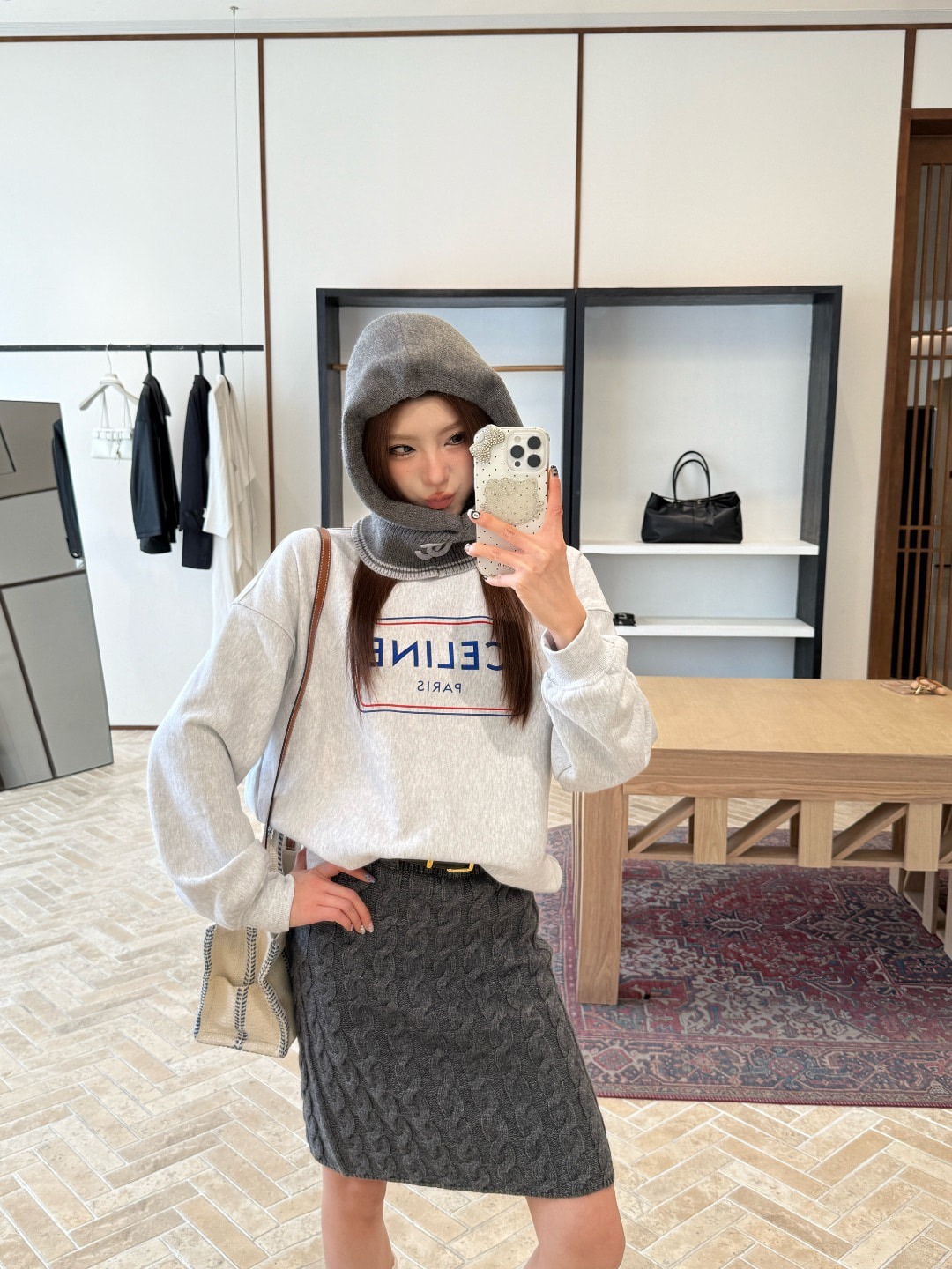 셀*느 신상 프린팅 맨투맨