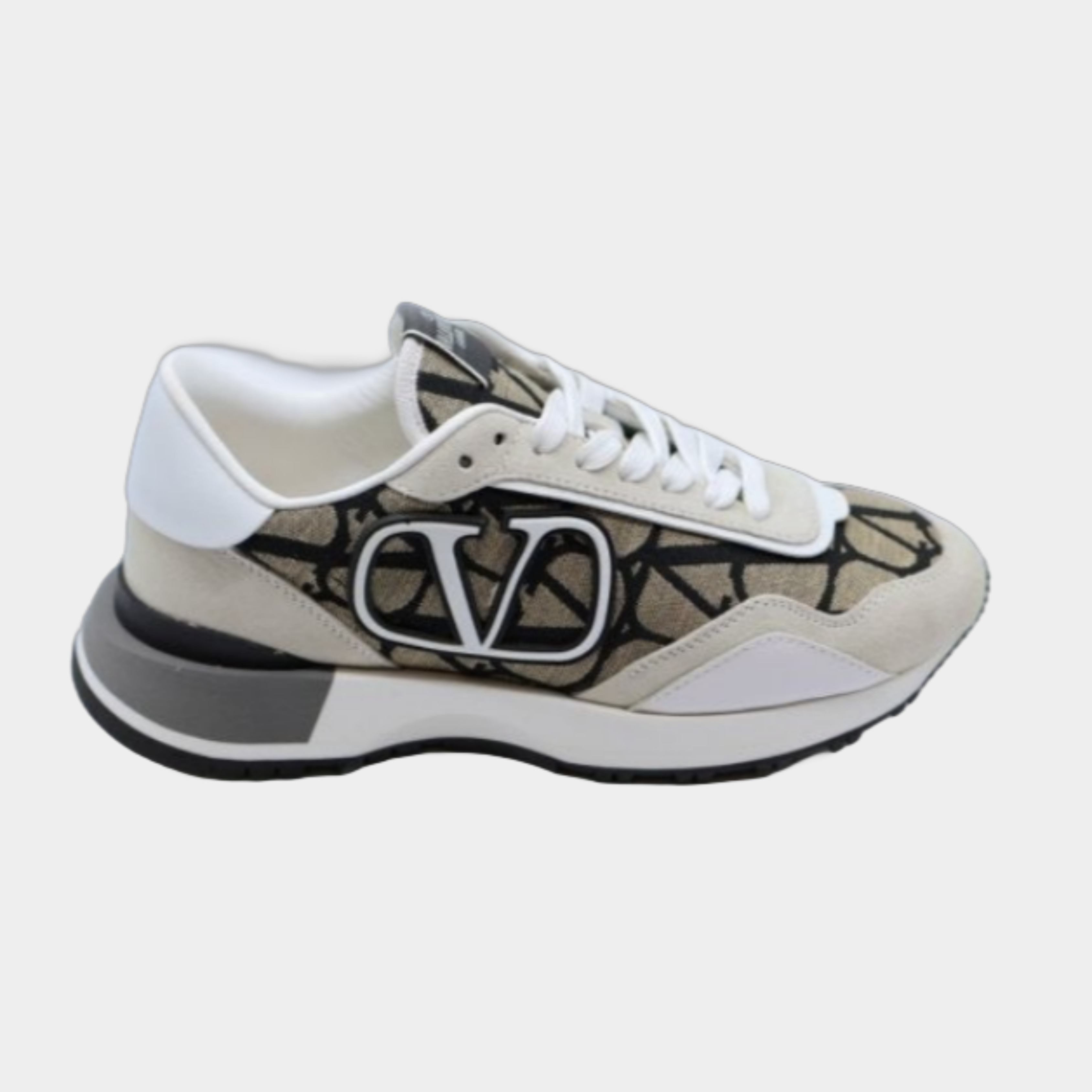 발렌티노 레이스 러너 