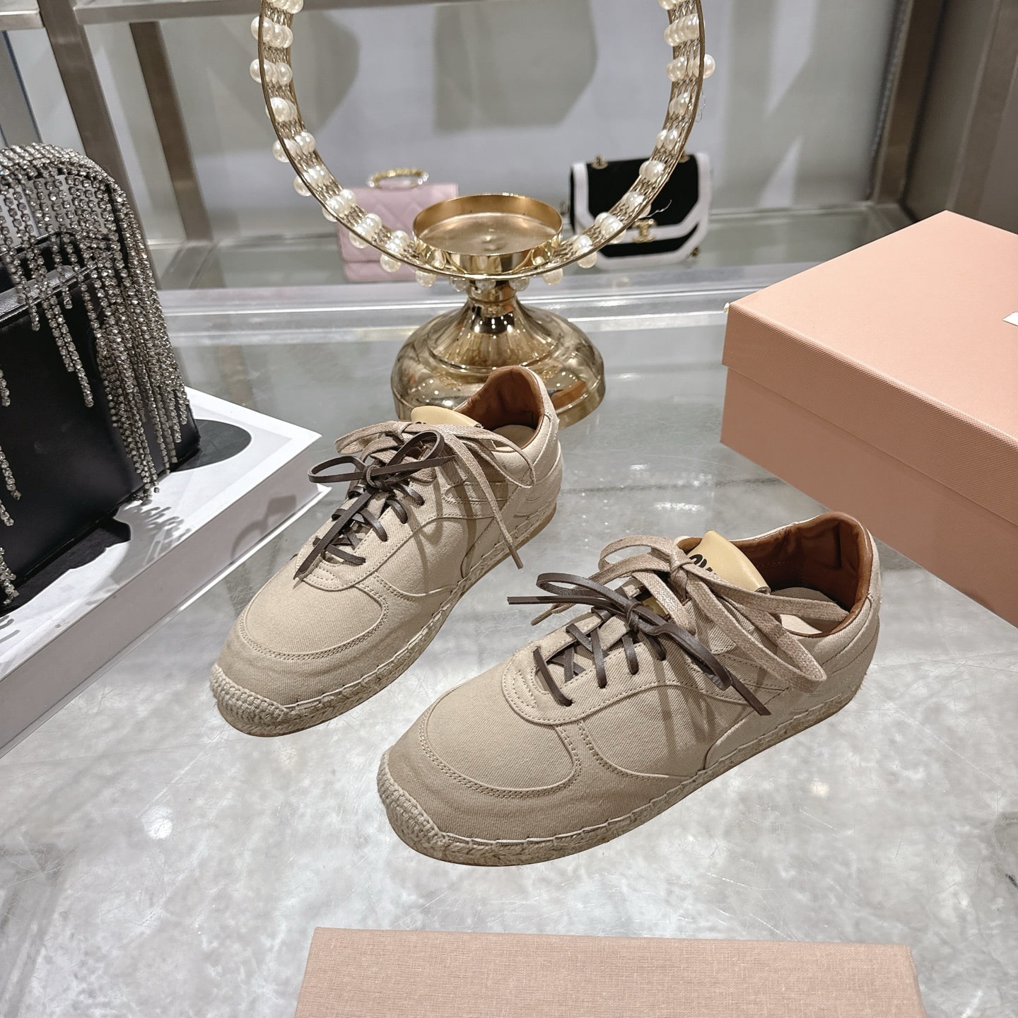 미*미* 26 신상 스니커즈