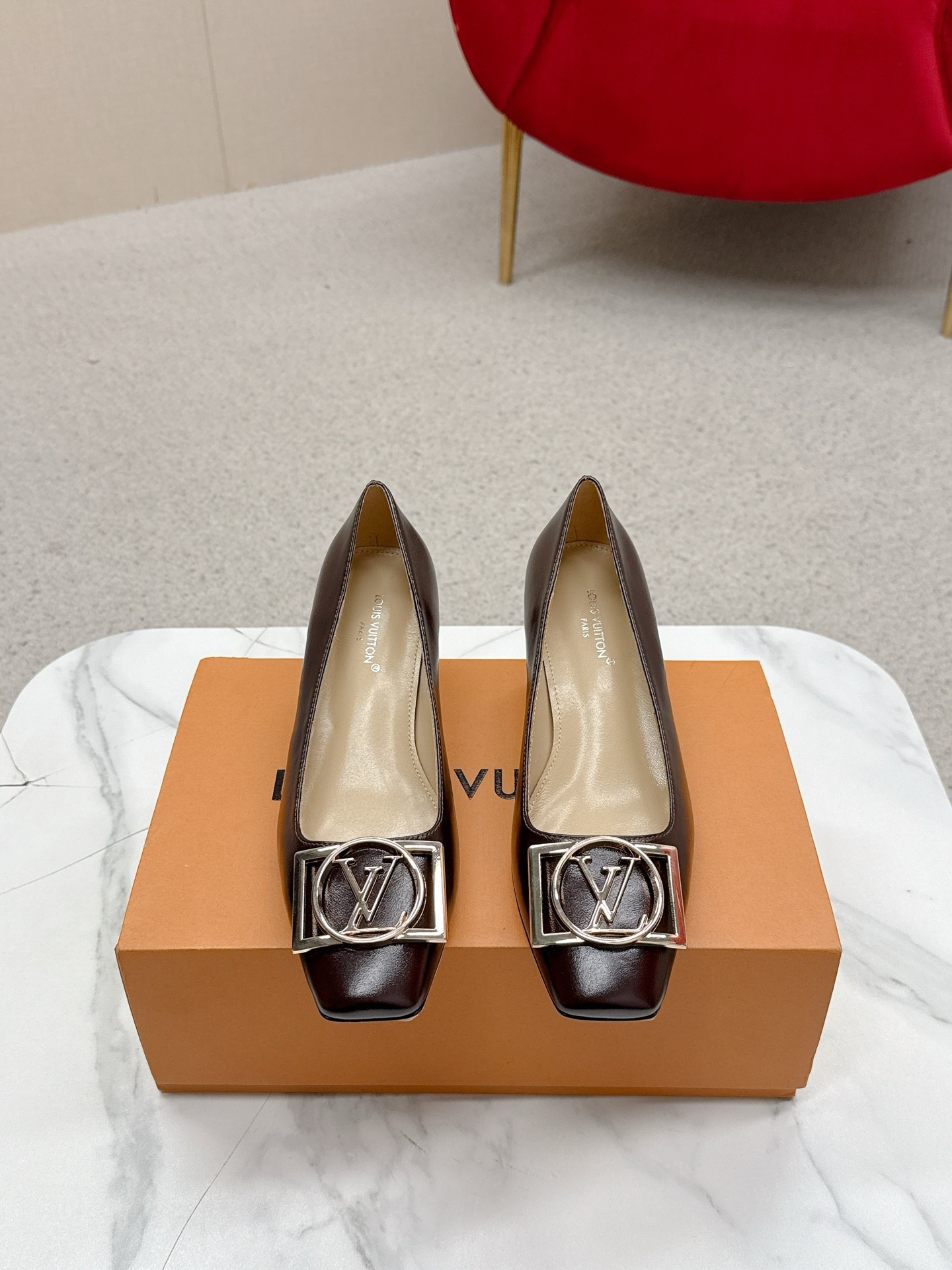 루*비통 클래식 스틸레토 힐