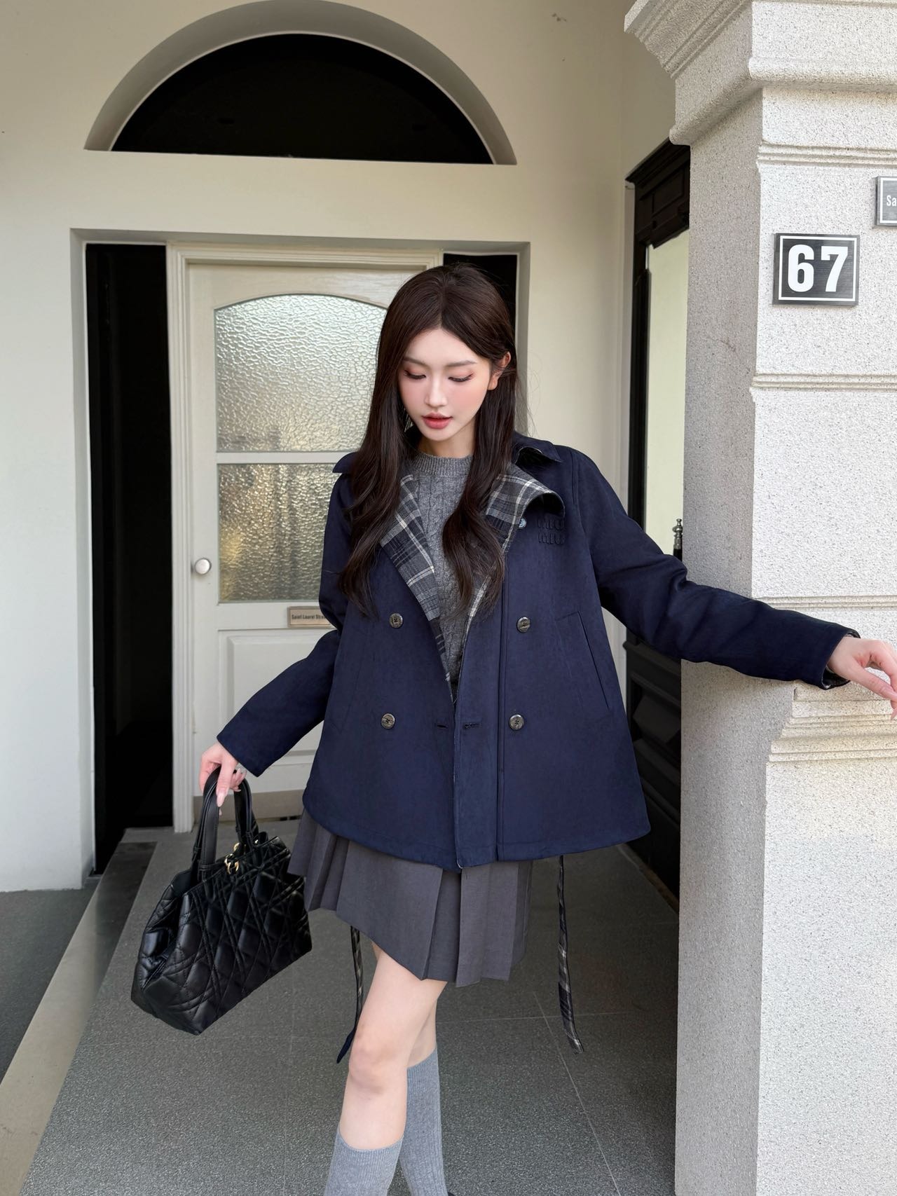 미우미우 25 신상 스웨이드 양면 트렌치코트