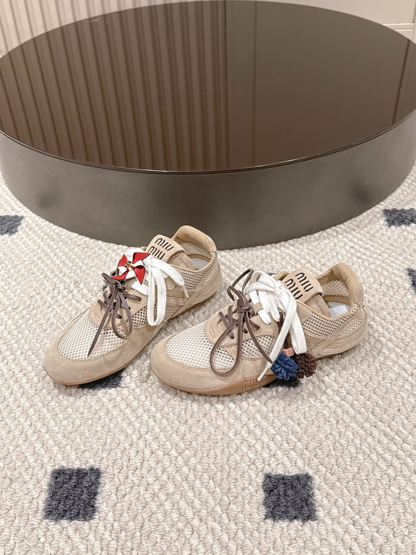 미*미* 신상 매쉬 스니커즈