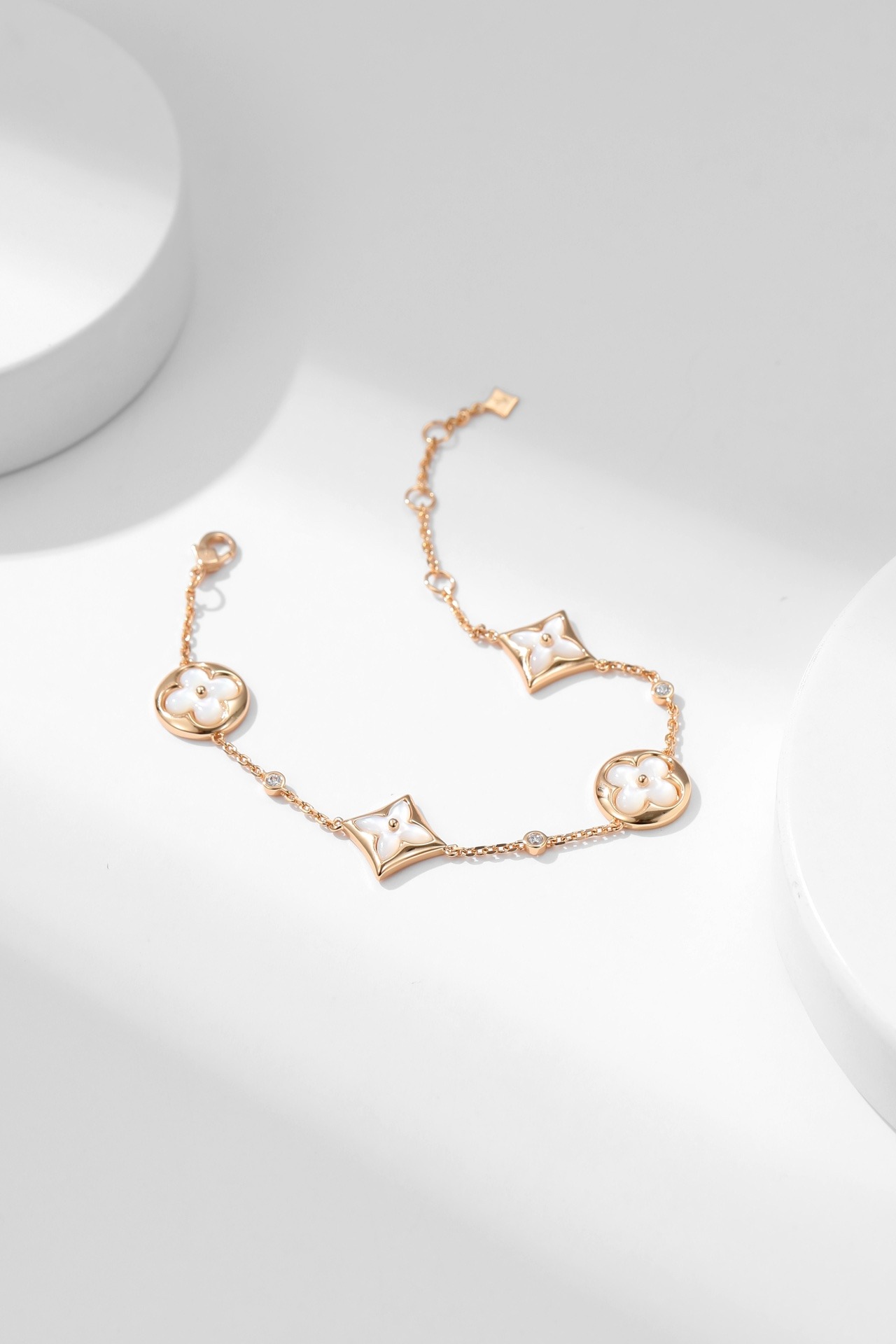 루*비통 블라썸 브레이슬릿