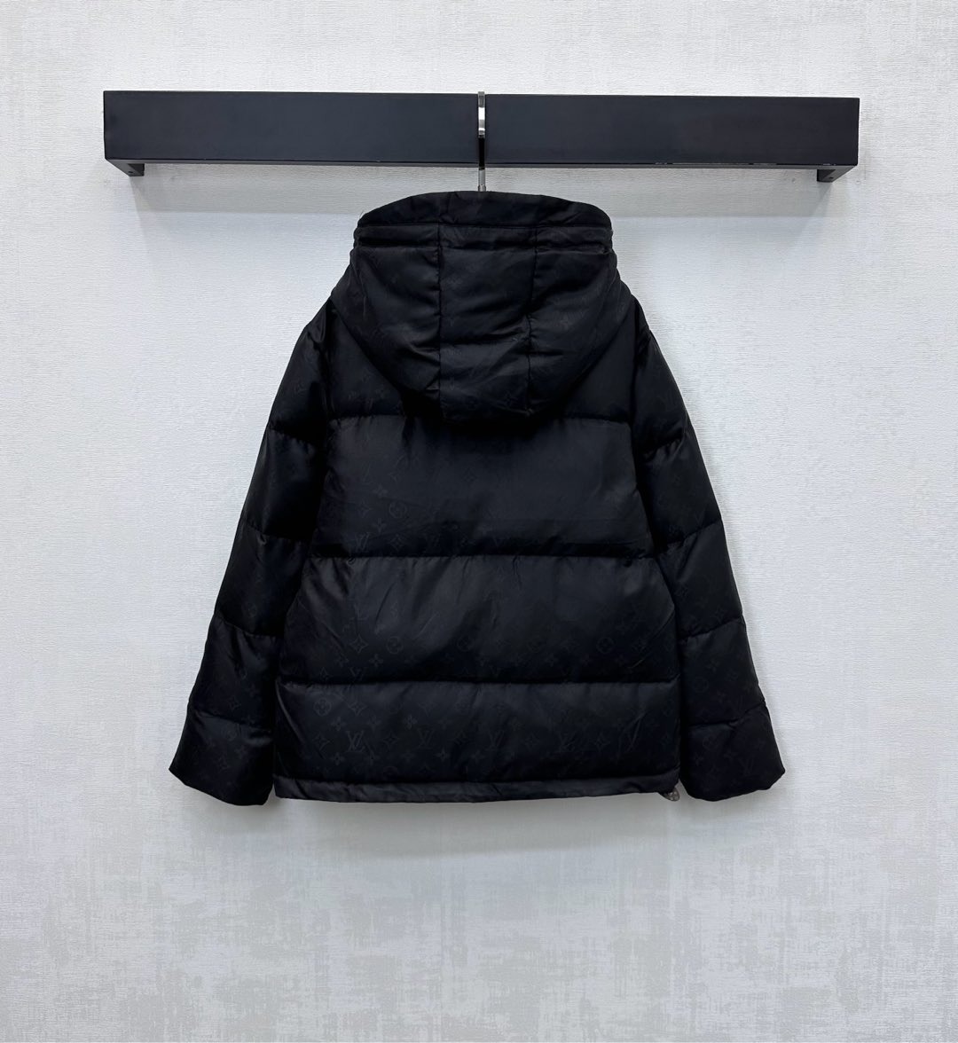 루*비통 25 신상 스탠드 탈부착 후드 패딩