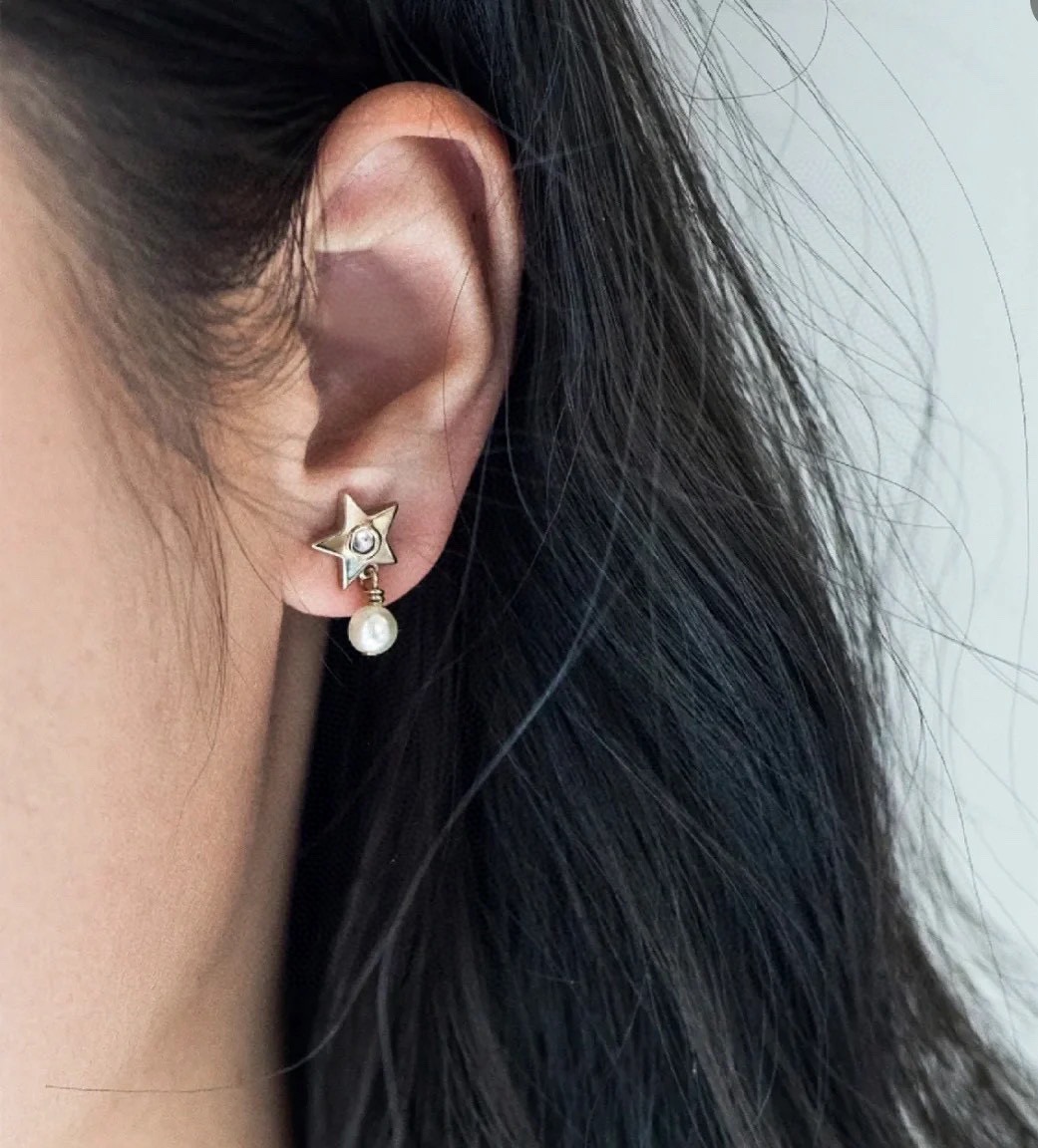 디* 핫 셀러브리티 동일 이어링