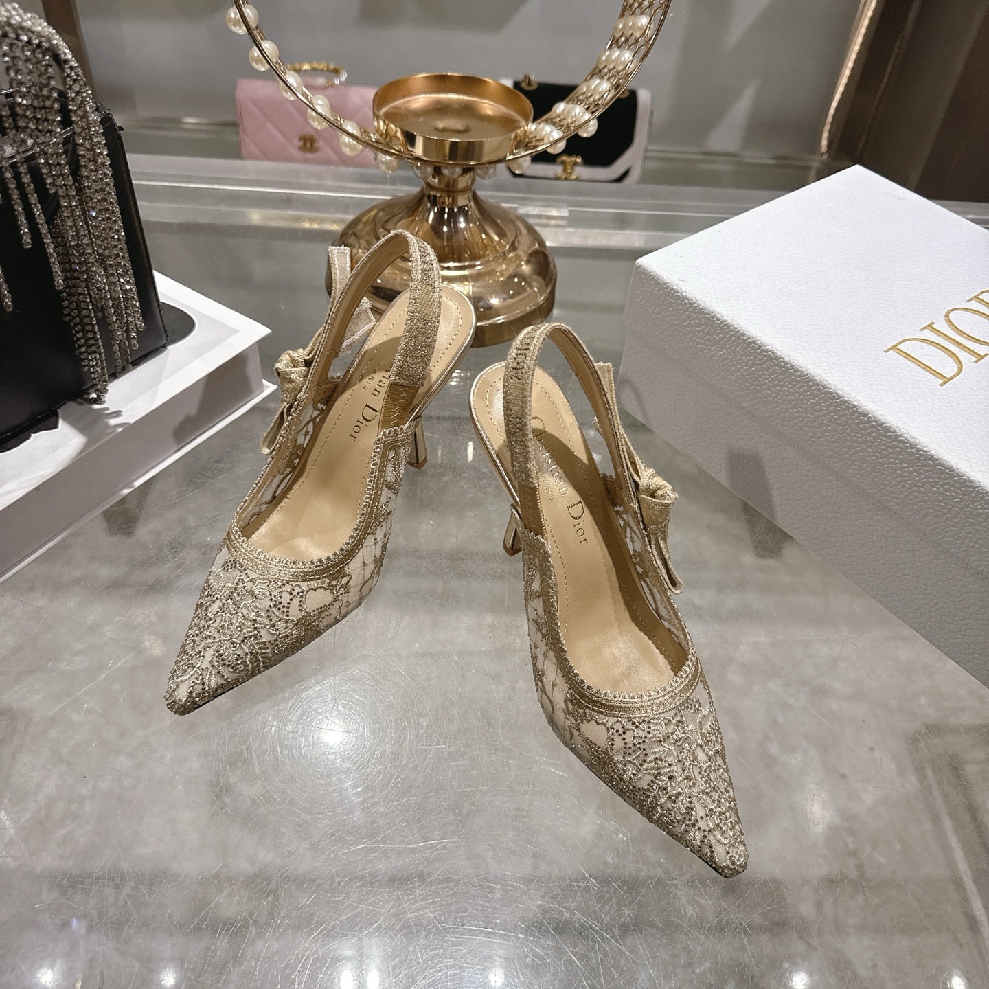 디* 신상 스틸레토 힐 샌들