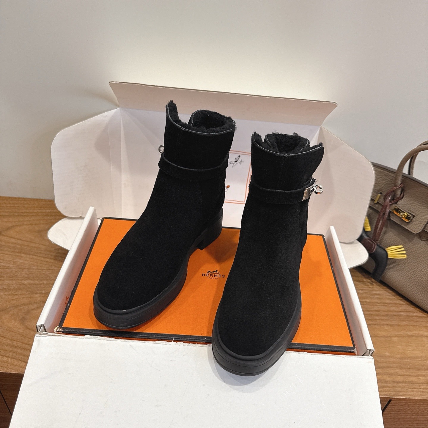 에*메스 Kelly 클래식 앵클부츠