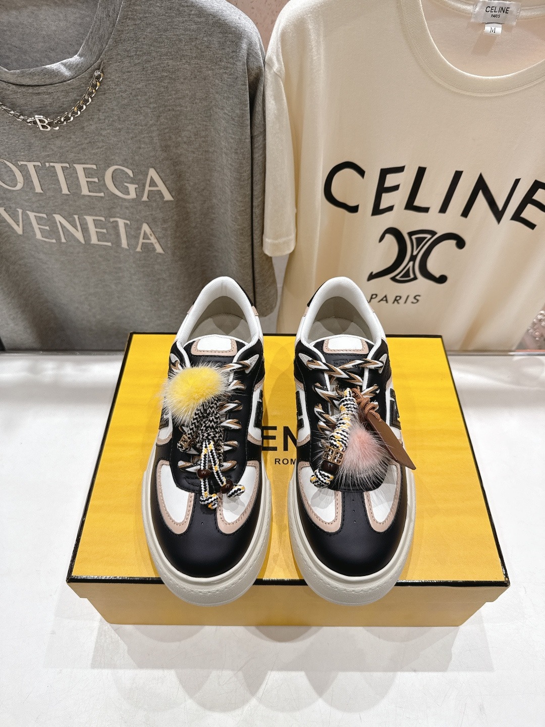 펜* 25ss 메쉬 스트랩 통굽 스니커즈