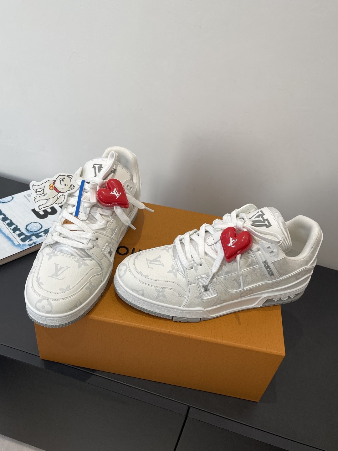 루*비통 신상 보드 커플화