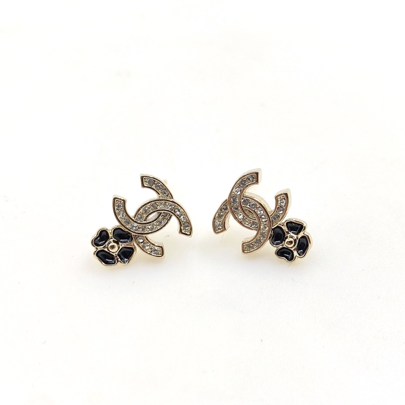 샤* 블랙 플라워 이어링