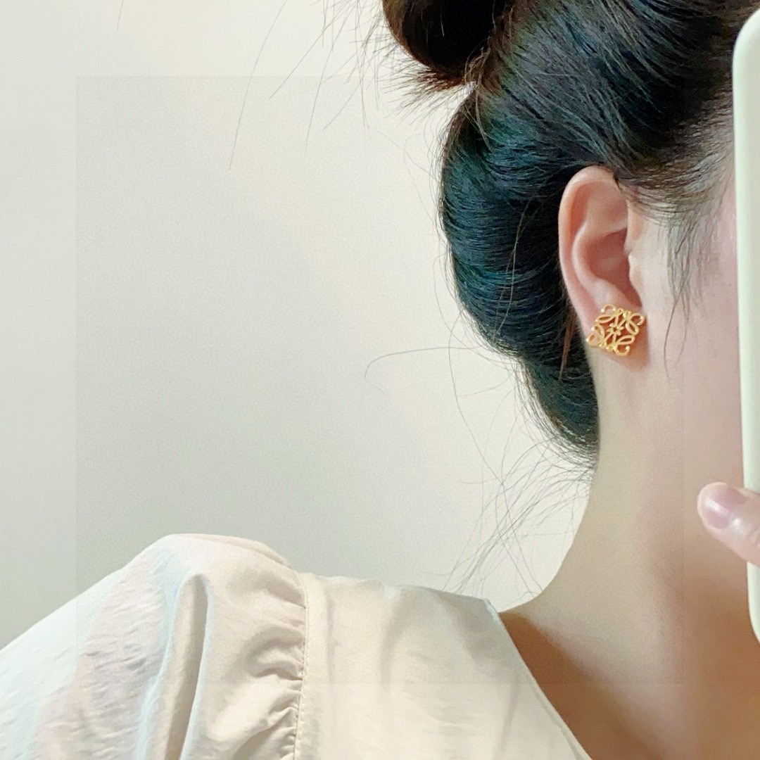 로*베 복고풍 스퀘어 이어링