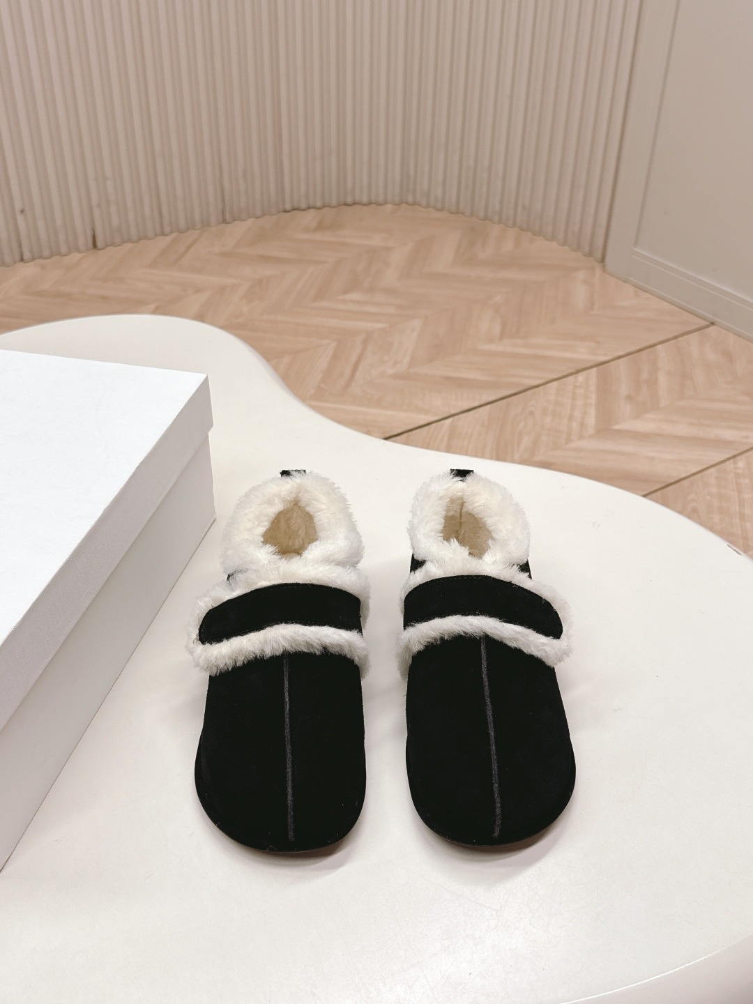 더*우 신상 양털 스니커즈