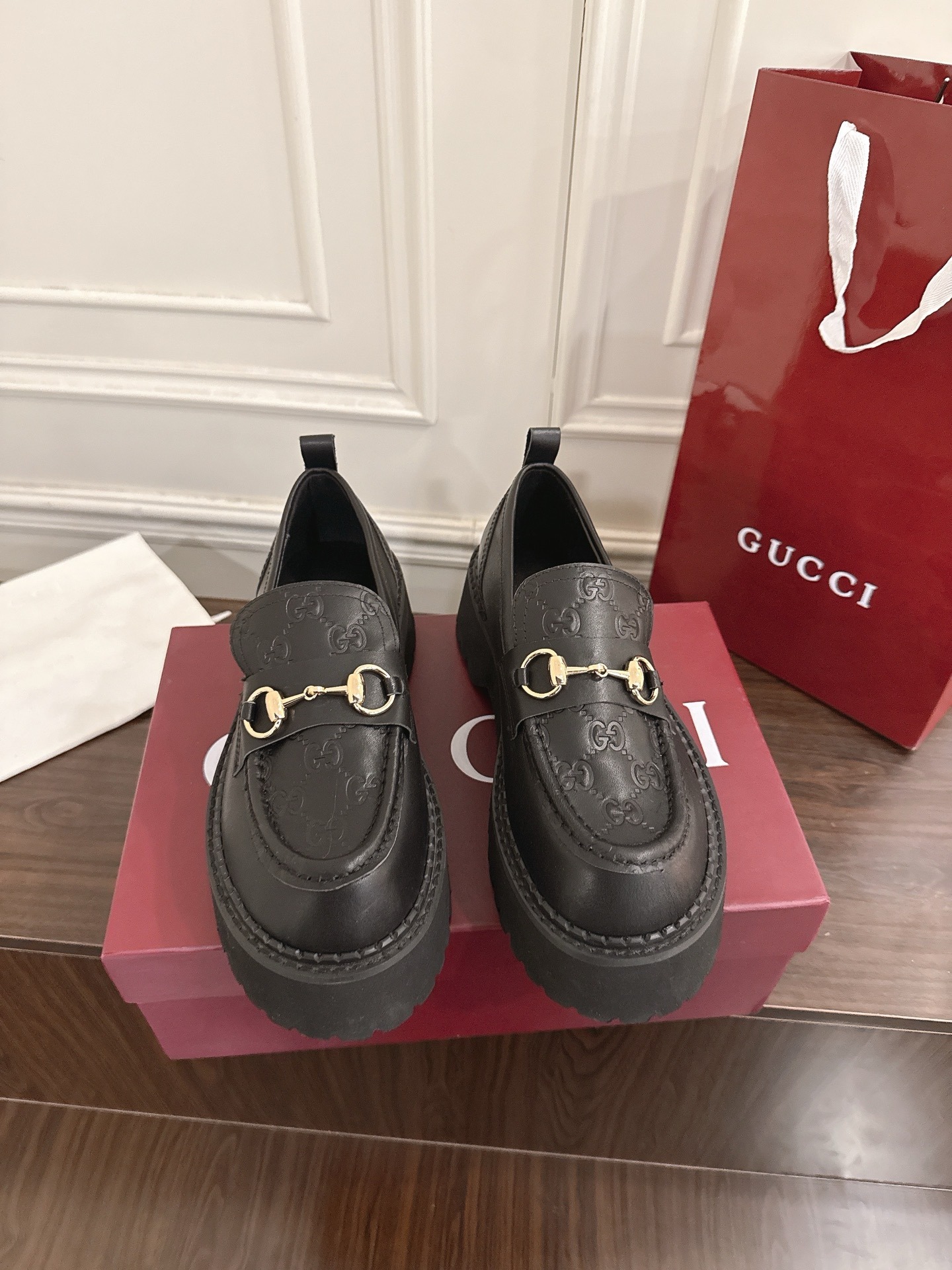 구* 신상 홀스빗 로퍼