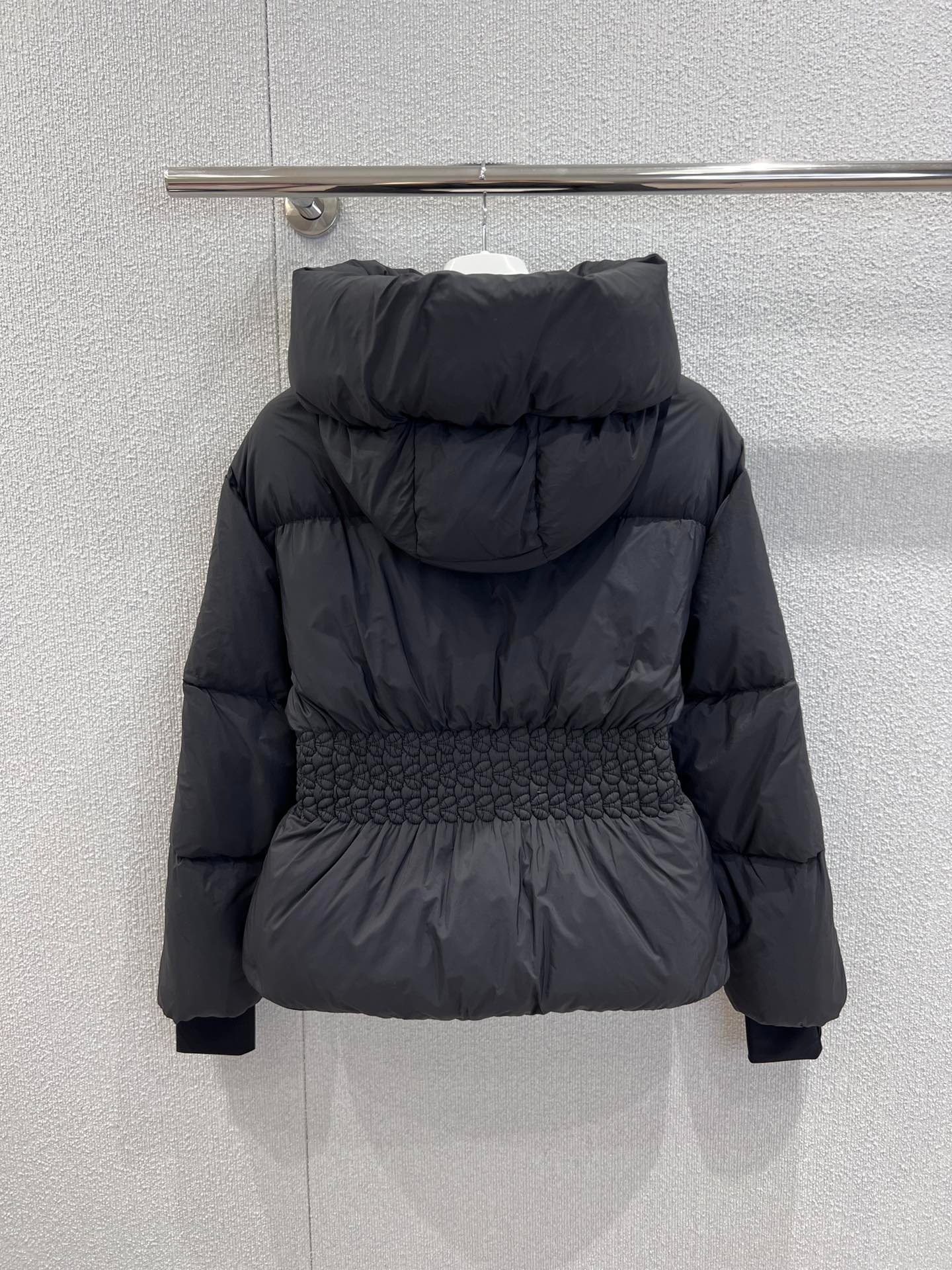 몽*레어 25FW 신상 셔링 조거 패딩 점퍼