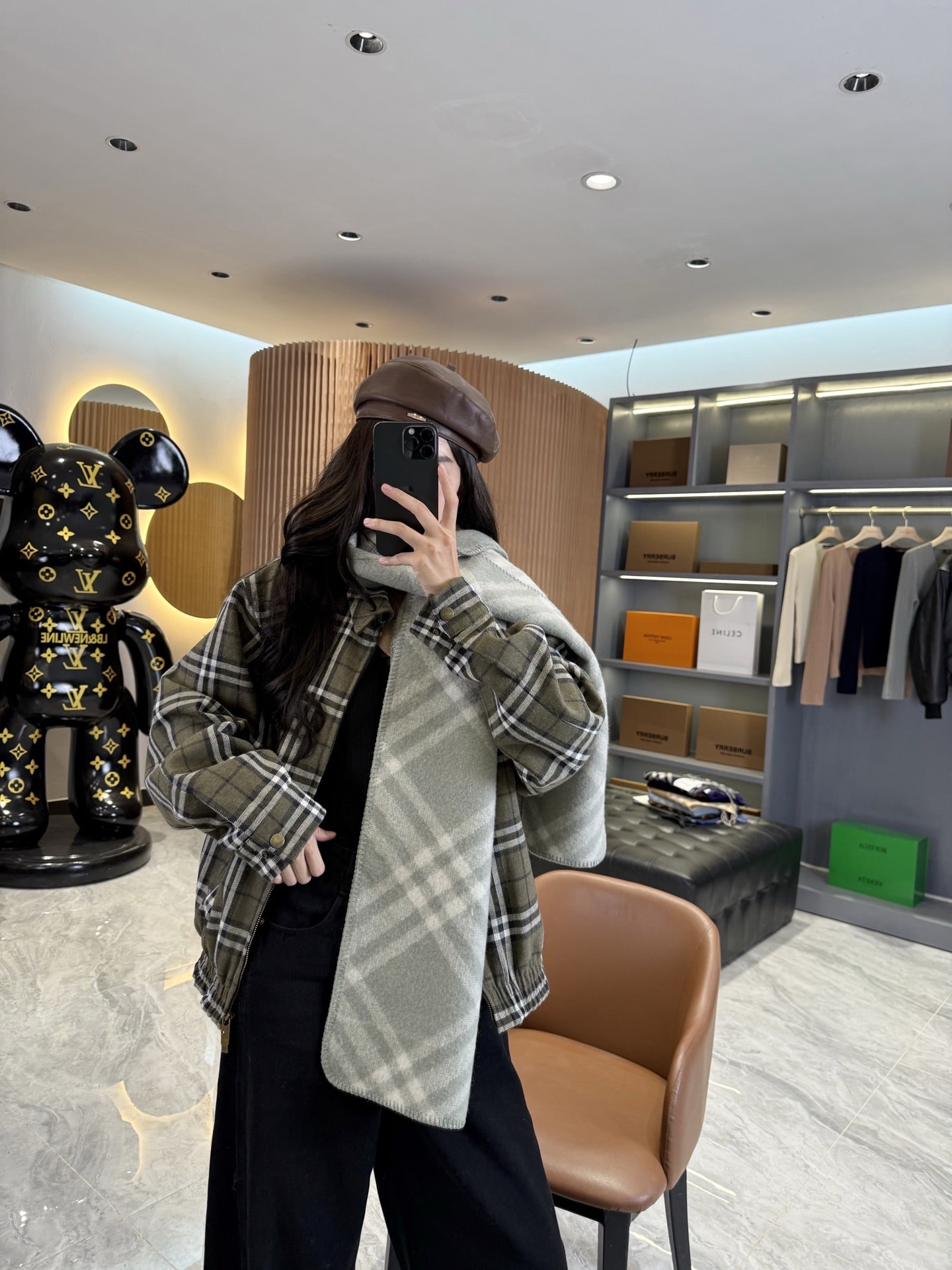 버*리 체크 양털 워머