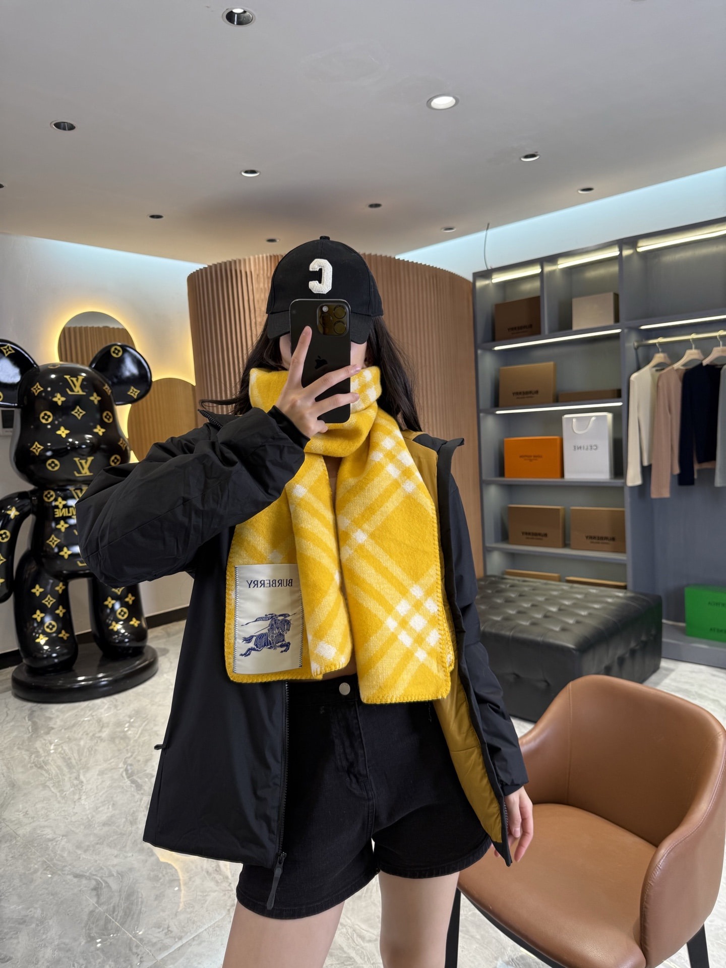 버*리 체크 양털 워머